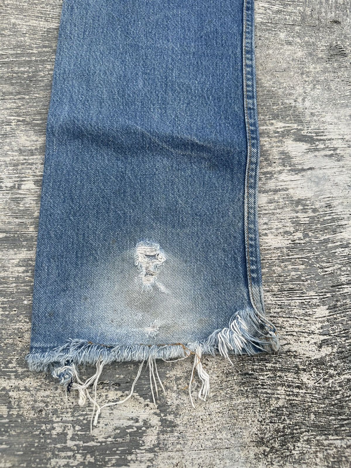 Levi's VINTAGE LEVIS 501 DISTRESSED COWBOY PUNK RAVE COWBOY USA Size US 29 - 11 Thumbnail