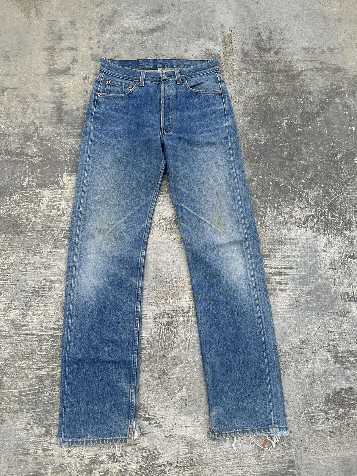 Levi's VINTAGE LEVIS 501 DISTRESSED COWBOY PUNK RAVE COWBOY USA Size US 29 - 1 Thumbnail