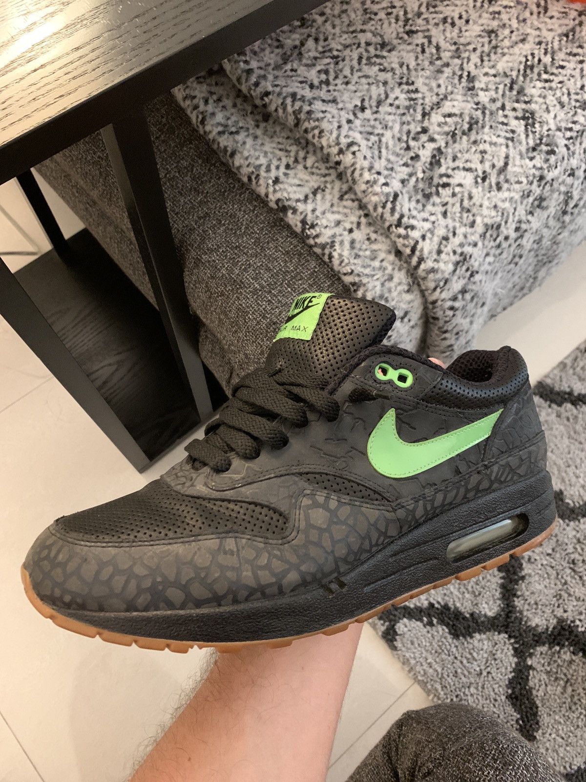Huf × Nike Air Max 1 Premium Hufquake Size US 10 / EU 43 - 10 Thumbnail