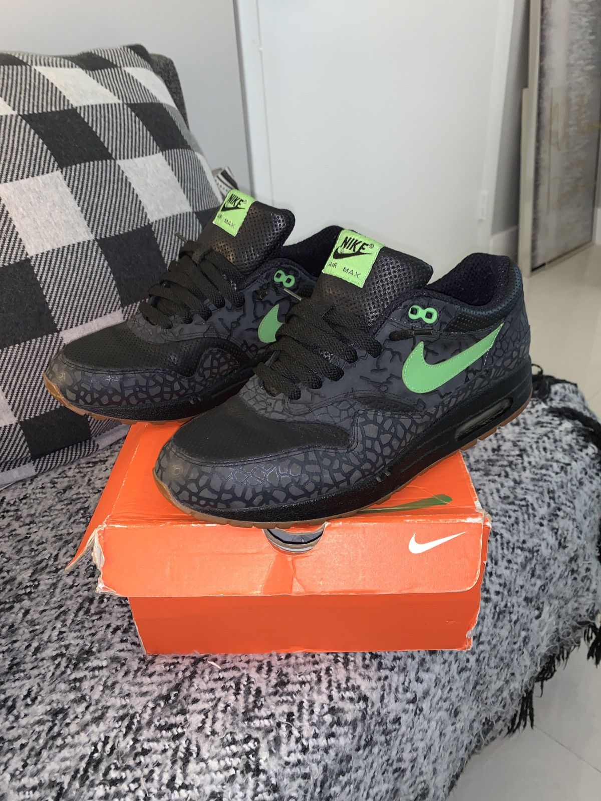 nike air max 1 hufquake