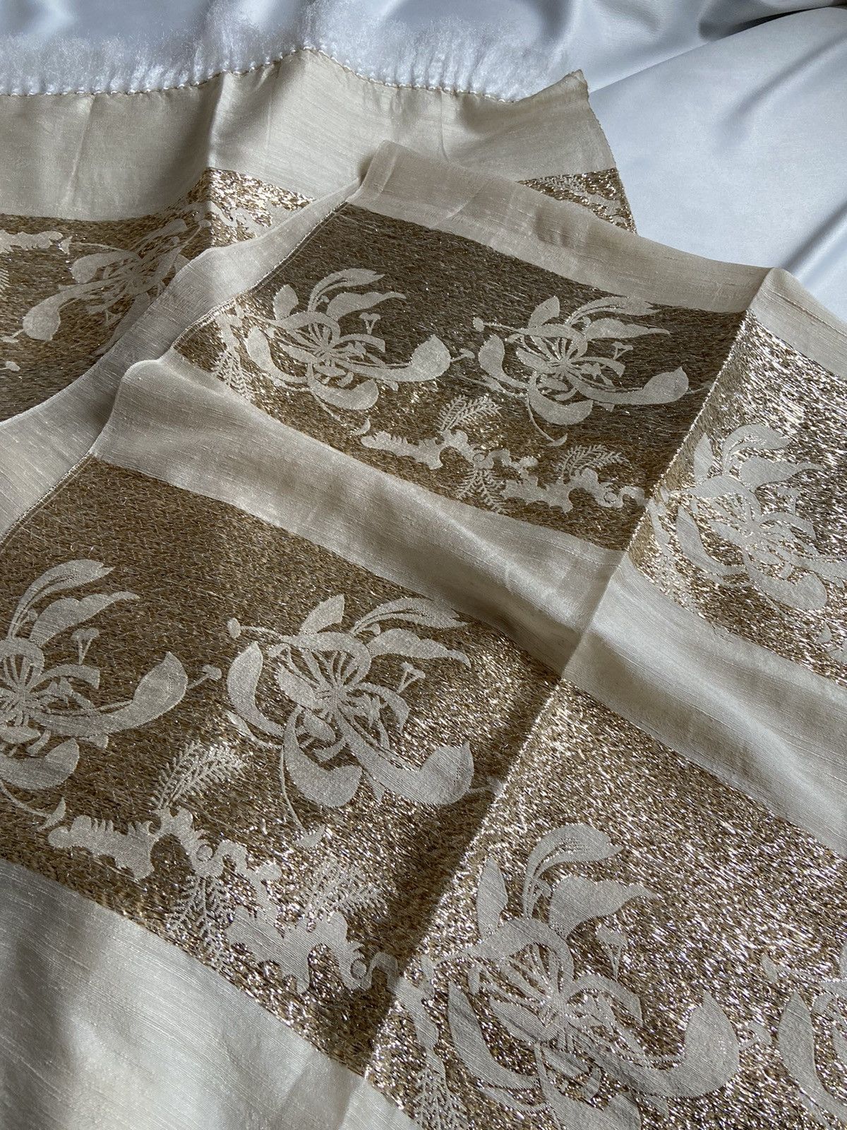Dior rarity Christian Dior Paris colifichets 1950 gold silk scarf Size ONE SIZE - 7 Thumbnail