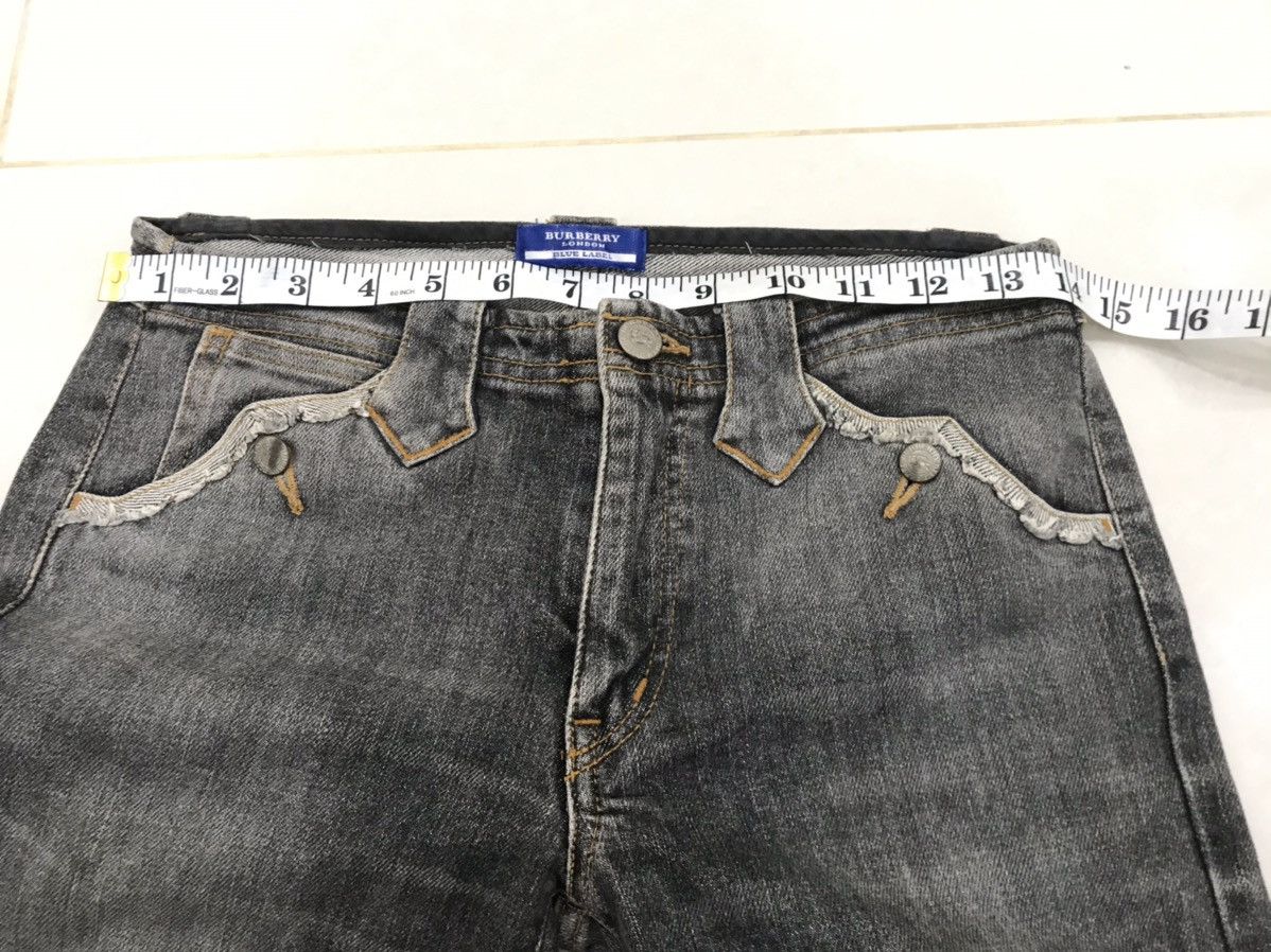 Burberry Vintage Distressed Denim BURBERRY London Blue Label Japan Size 28" / US 6 / IT 42 - 5 Thumbnail