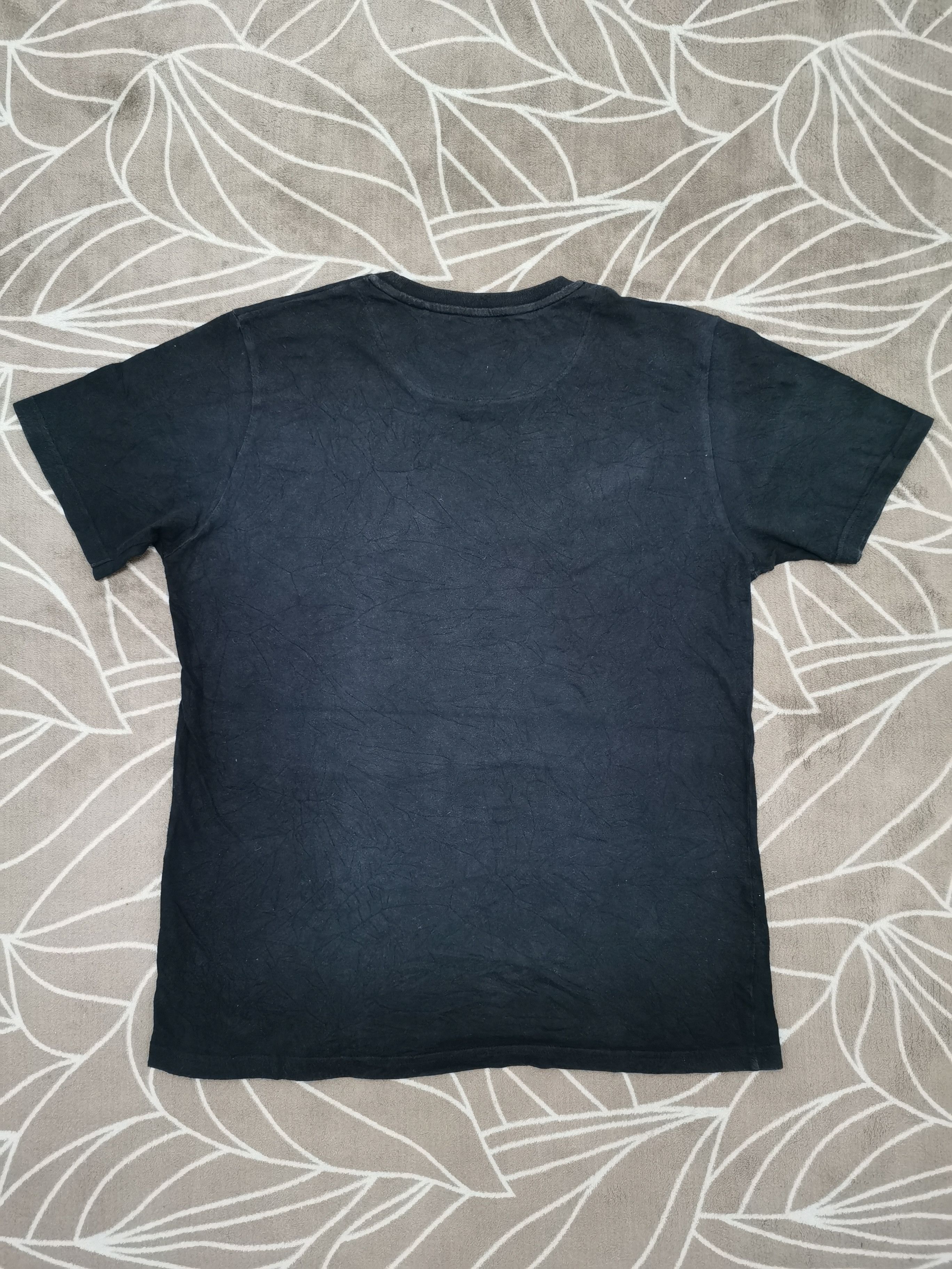 Anime × Uniqlo GHOST IN THE SHELL T-Shirt Size US L / EU 52-54 / 3 - 6 Thumbnail