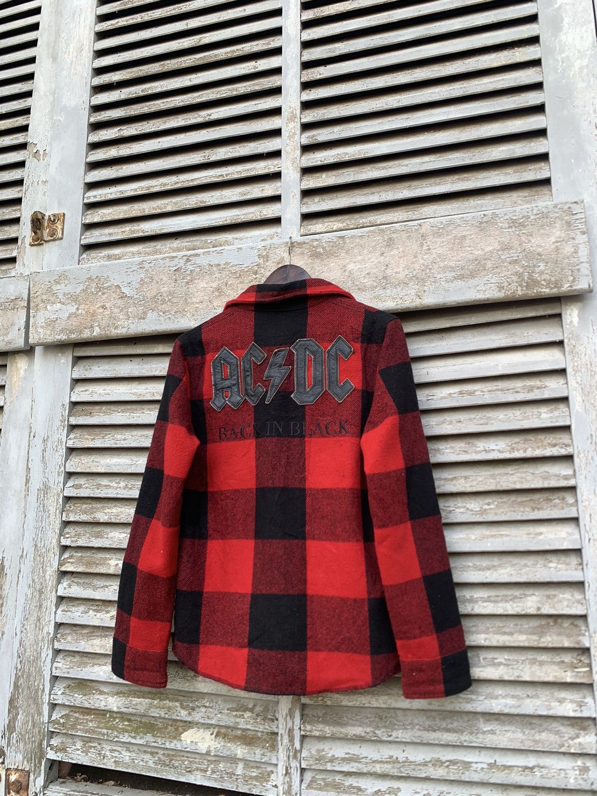 AC/DC 🪖Vintage AC/DC BACK IN BLACK Flannels Button Up Jacket Size US S / EU 44-46 / 1 - 11 Thumbnail