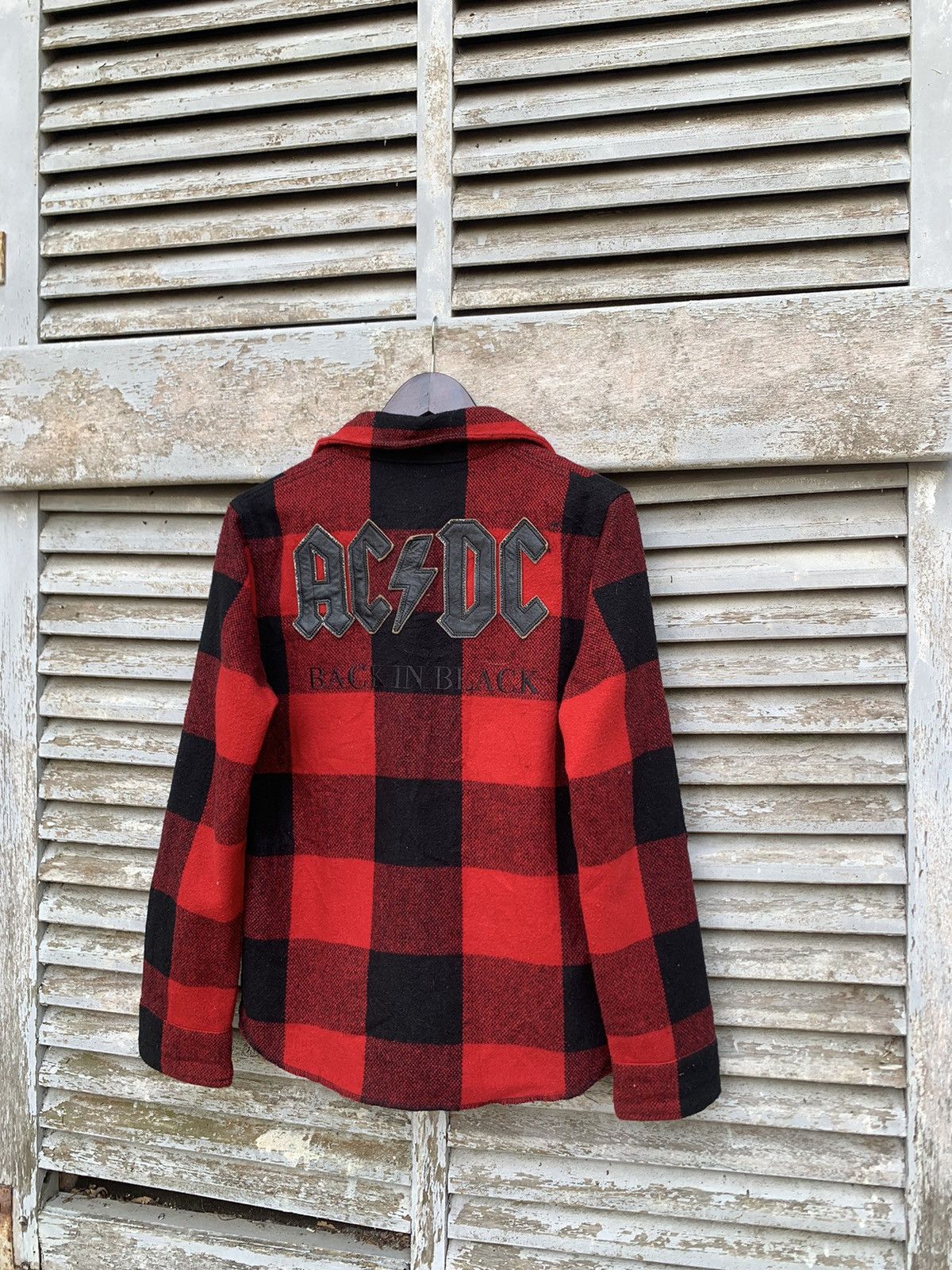 AC/DC 🪖Vintage AC/DC BACK IN BLACK Flannels Button Up Jacket Size US S / EU 44-46 / 1 - 10 Thumbnail