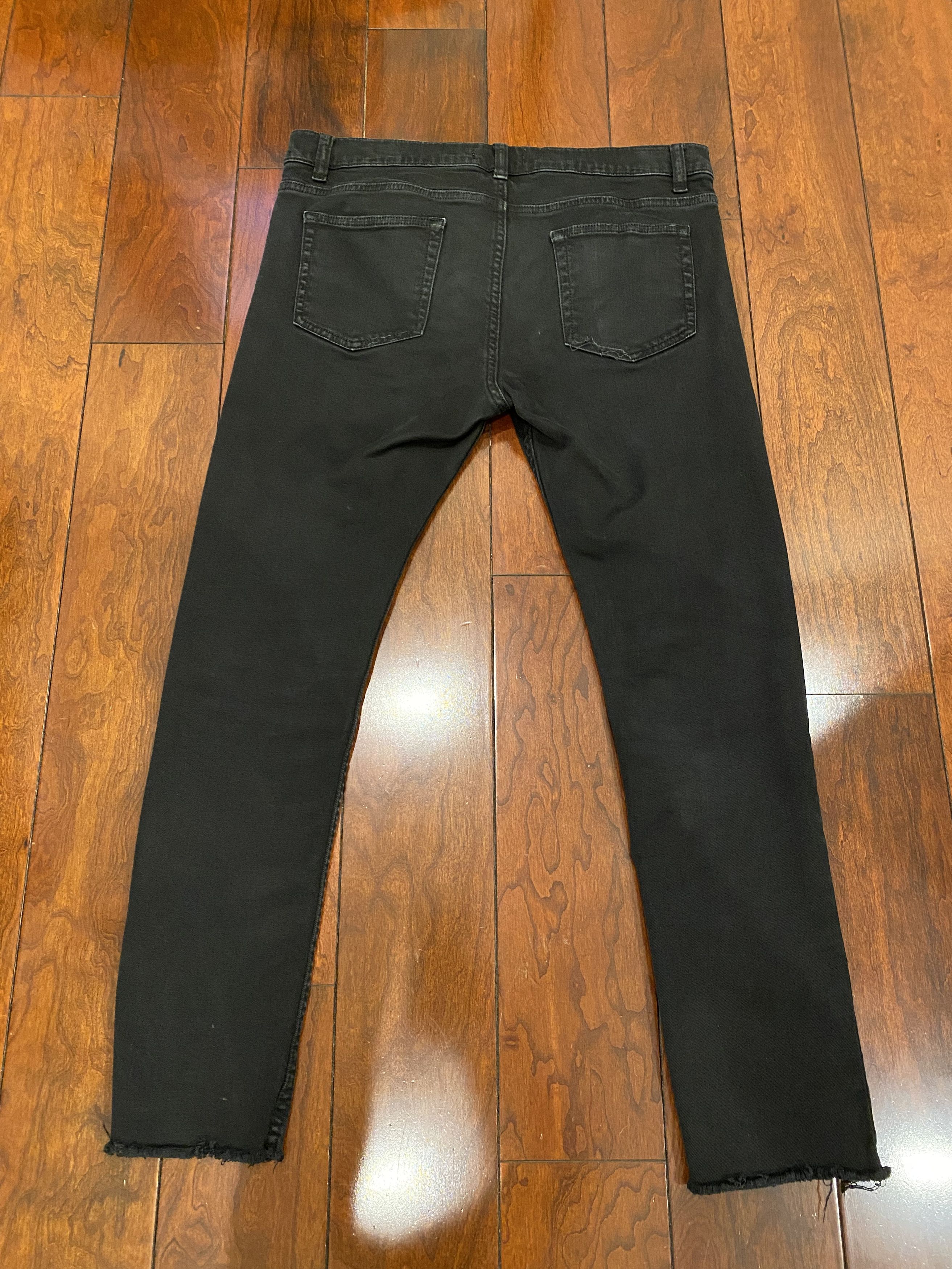 Iro Faded Black Jeans w/ Raw Hem Size US 31 - 3 Thumbnail
