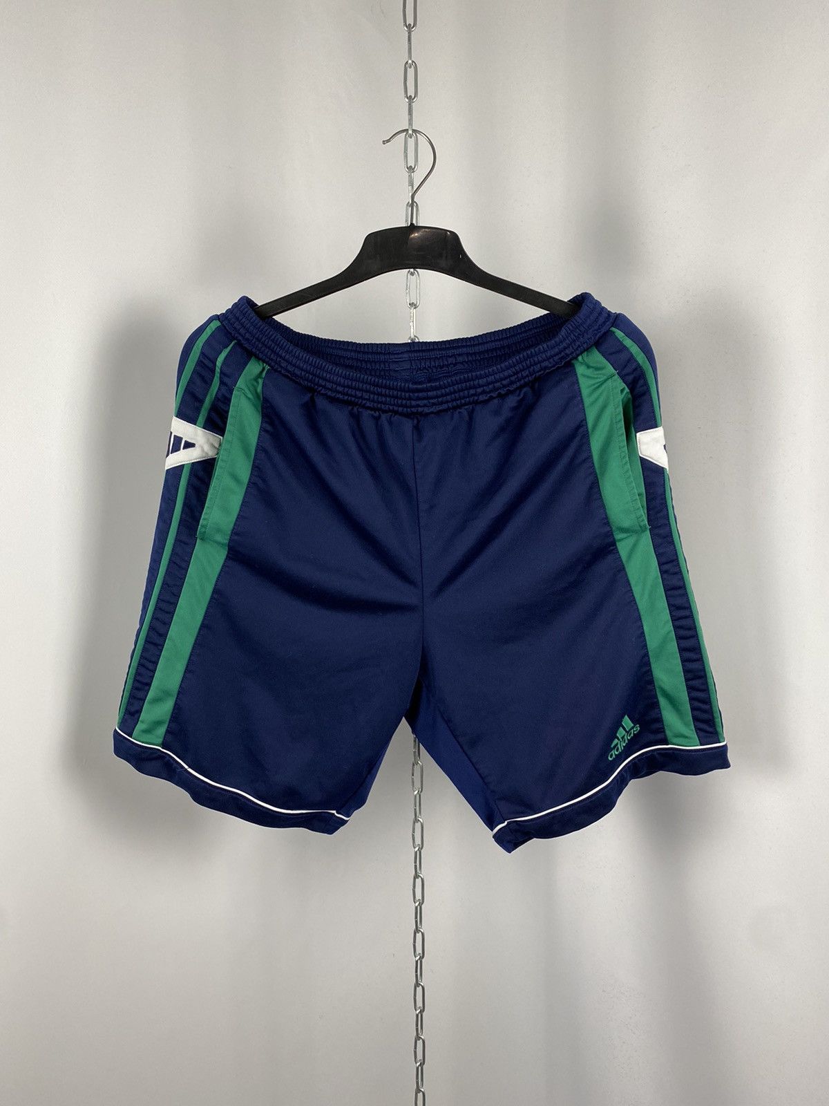 Adidas Adidas shorts blue size 34 L Size US 36 / EU 52 - 1 Thumbnail