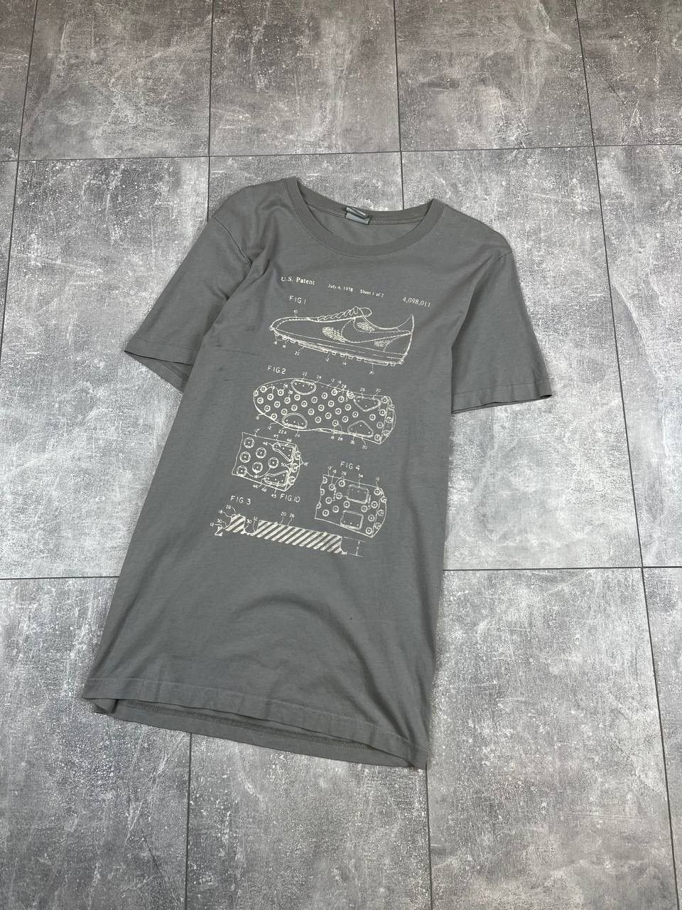 Nike × Vintage Men’s Nike tee Size US S / EU 44-46 / 1 - 1 Thumbnail