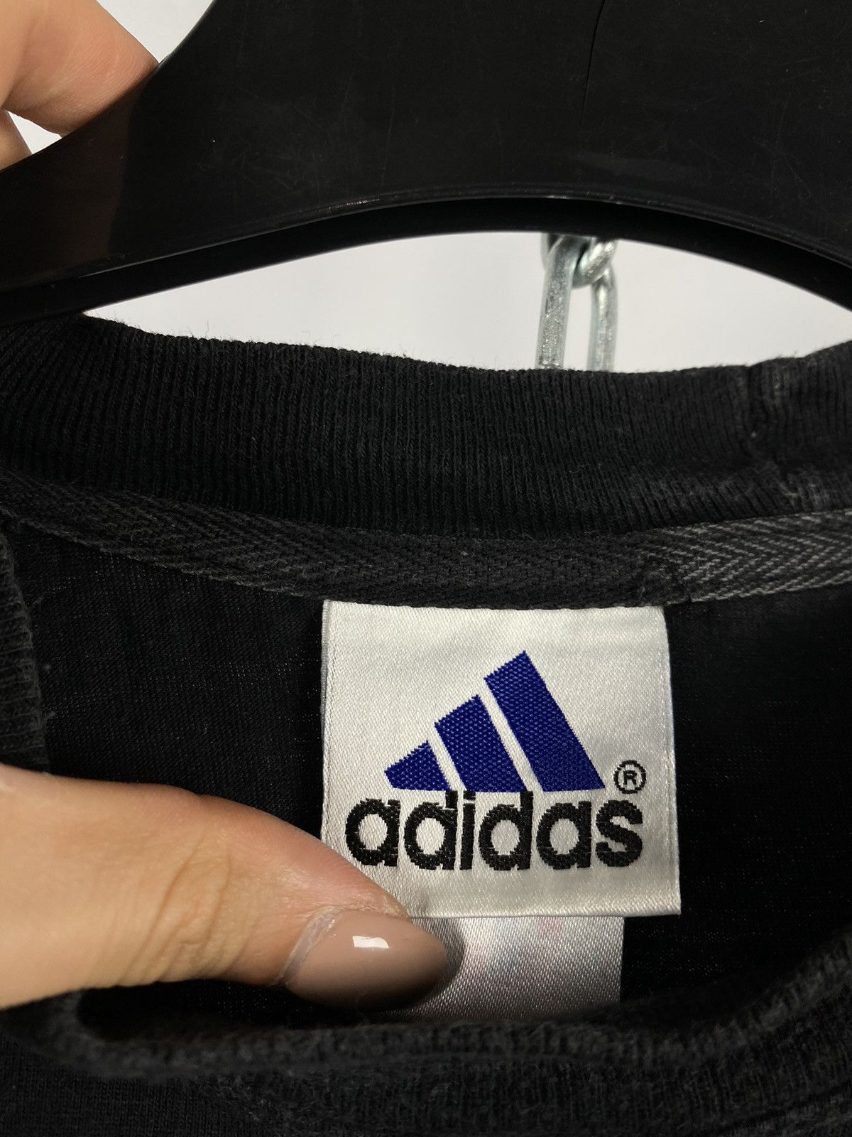 Adidas Adidas vintage T-shirts black size L Size US L / EU 52-54 / 3 - 3 Thumbnail