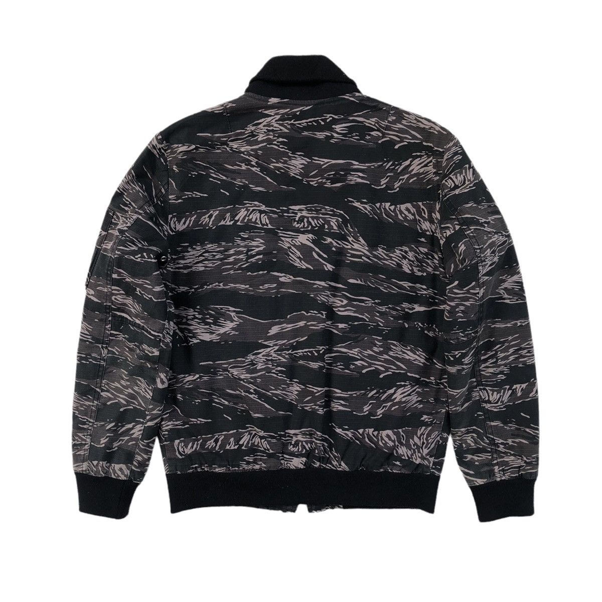 Japanese Brand Nude Bones Mature Blacks Camouflage Bomber Jacket Size US M / EU 48-50 / 2 - 17 Thumbnail