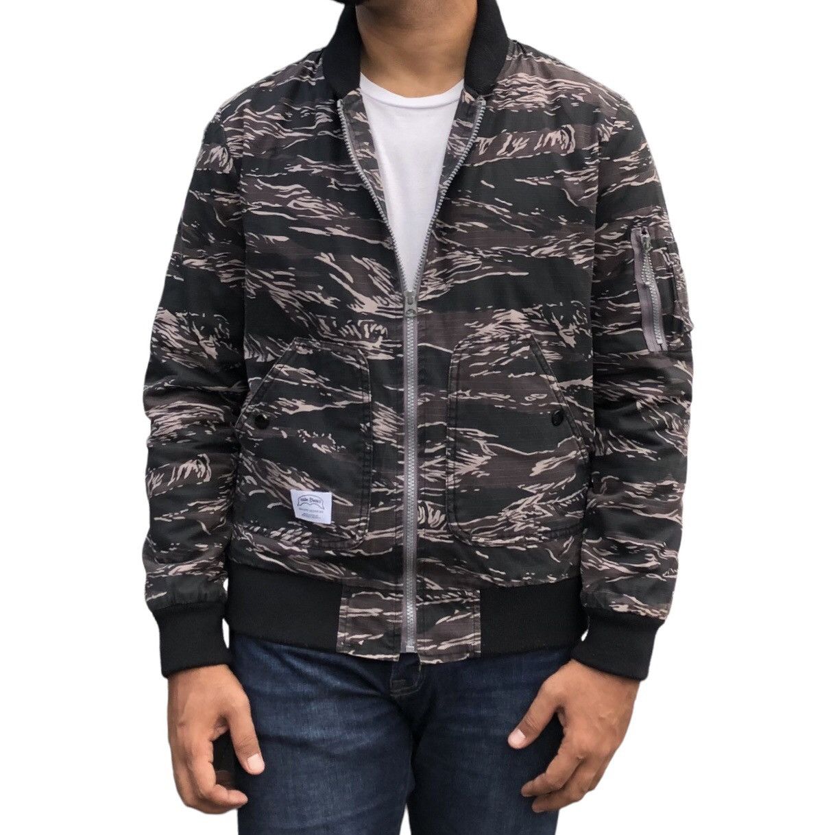Japanese Brand Nude Bones Mature Blacks Camouflage Bomber Jacket Size US M / EU 48-50 / 2 - 3 Thumbnail