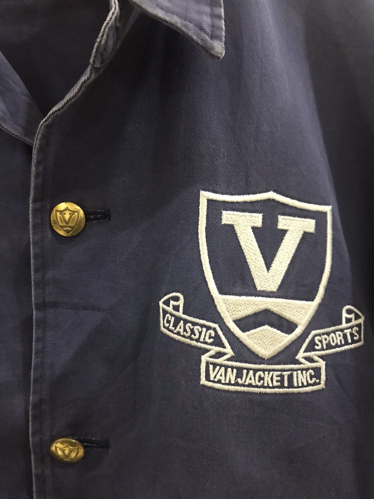 Japanese Brand VAN jac bomber/varsity embroidered logo nice jacket Size US L / EU 52-54 / 3 - 10 Thumbnail