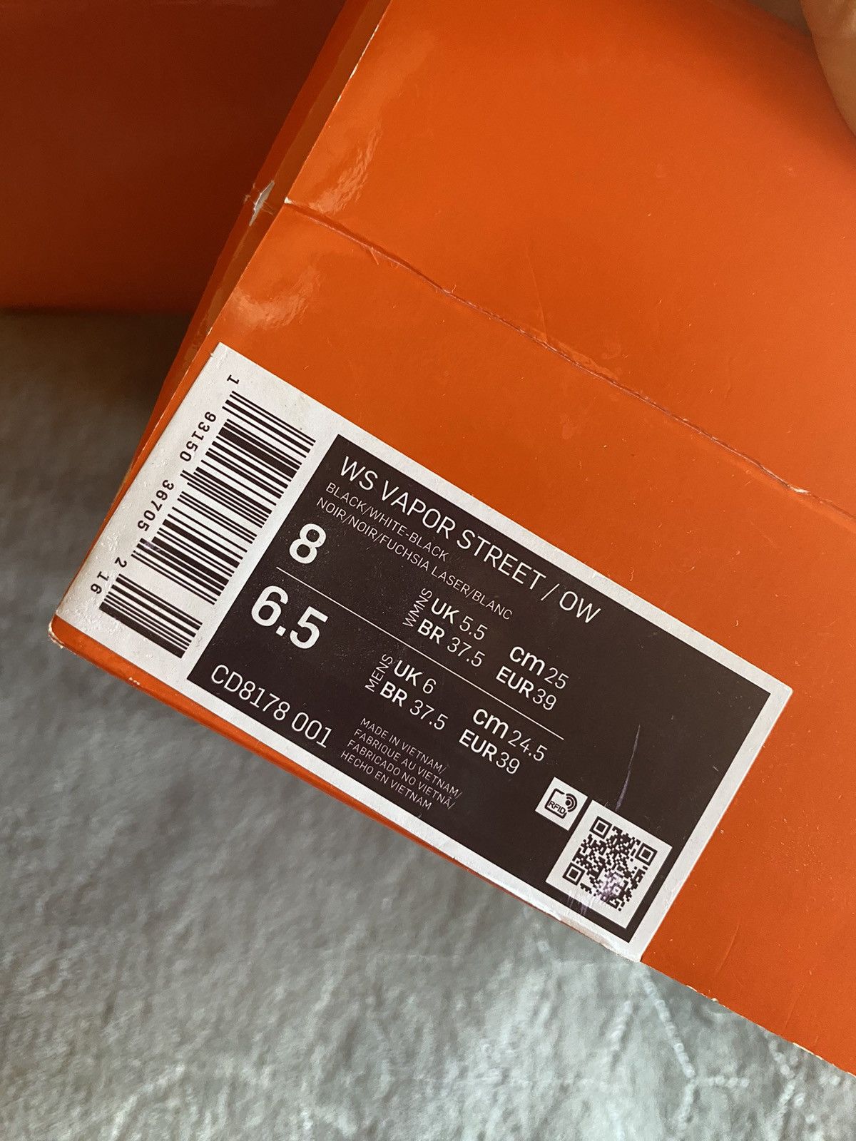 Off White Nike Vapor Street