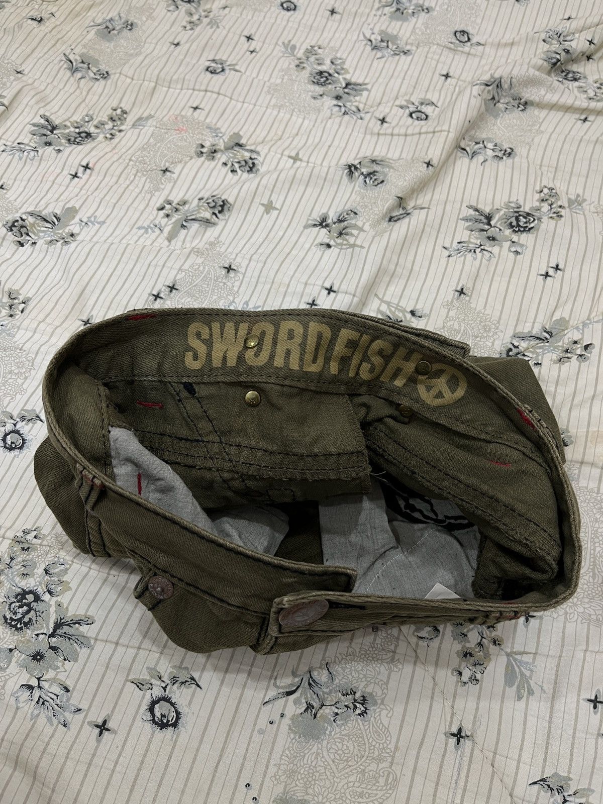 Japanese Brand (Oooo). SWORDFISH EMBROIDERY SKULL SKIRTS Size 28" / US 6 / IT 42 - 7 Thumbnail