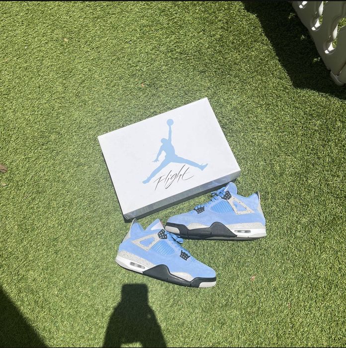 jordan 4 retro university blue unc