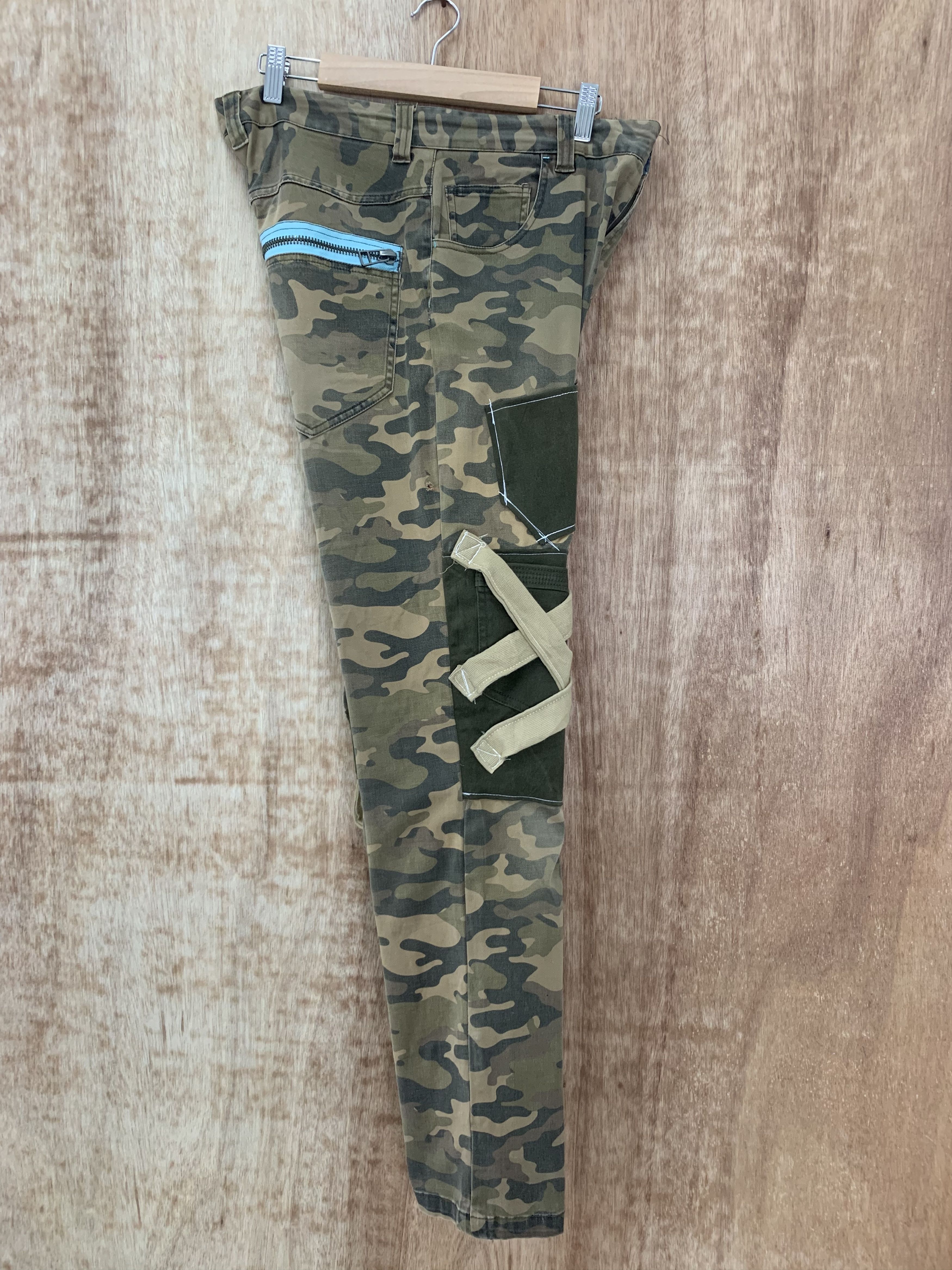 Japanese Brand Cargo Pant Seditionaries Reconstructed Multipocket Military Size US 30 / EU 46 - 14 Thumbnail