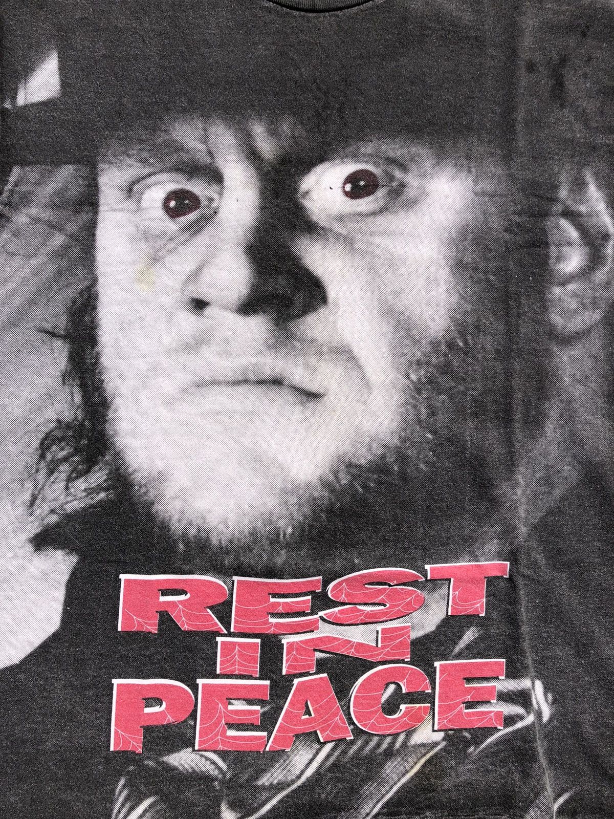 Vintage Vintage 1992 The Undertaker Rest In Peace All Over T-Shirt Size US XL / EU 56 / 4 - 3 Thumbnail