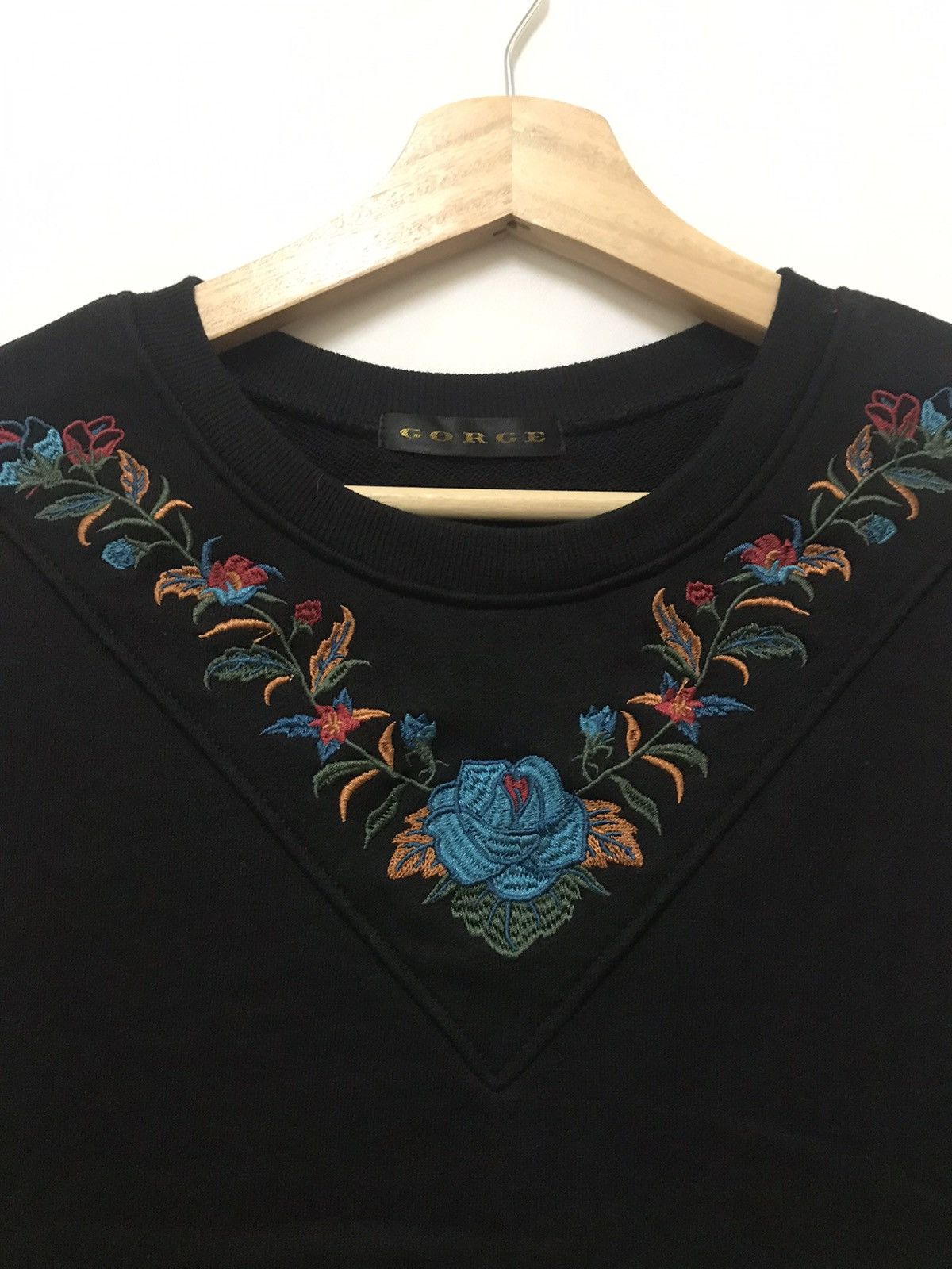 Japanese Brand Gorge Sweatshirt Flowers Nice Design Size US S / EU 44-46 / 1 - 2 Thumbnail