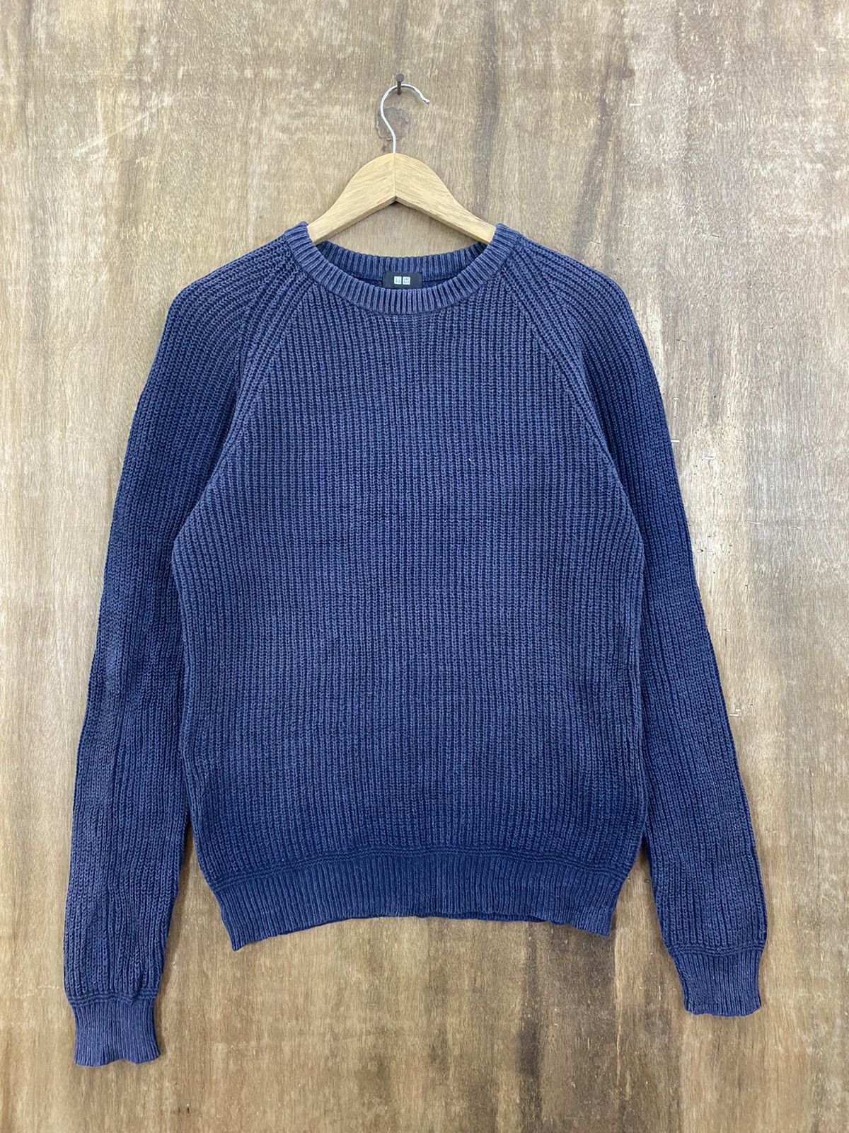 image of Homespun Knitwear x Uniqlo Vintage Uniqlo Dark Blue Faded Knit Sweaters 1917, Men's (Size Medium)