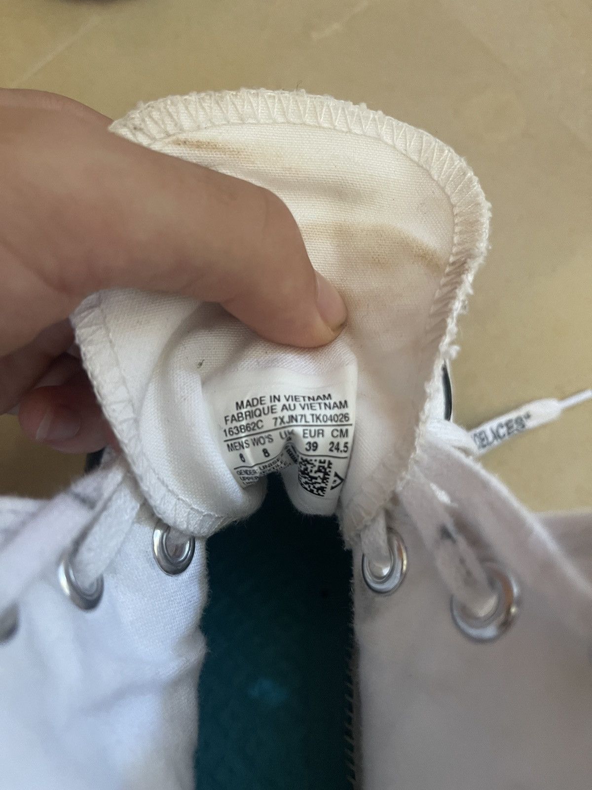 Converse × Off-White Converse x Off-White Chuck 70 Size US 6 / EU 39 - 13 Thumbnail