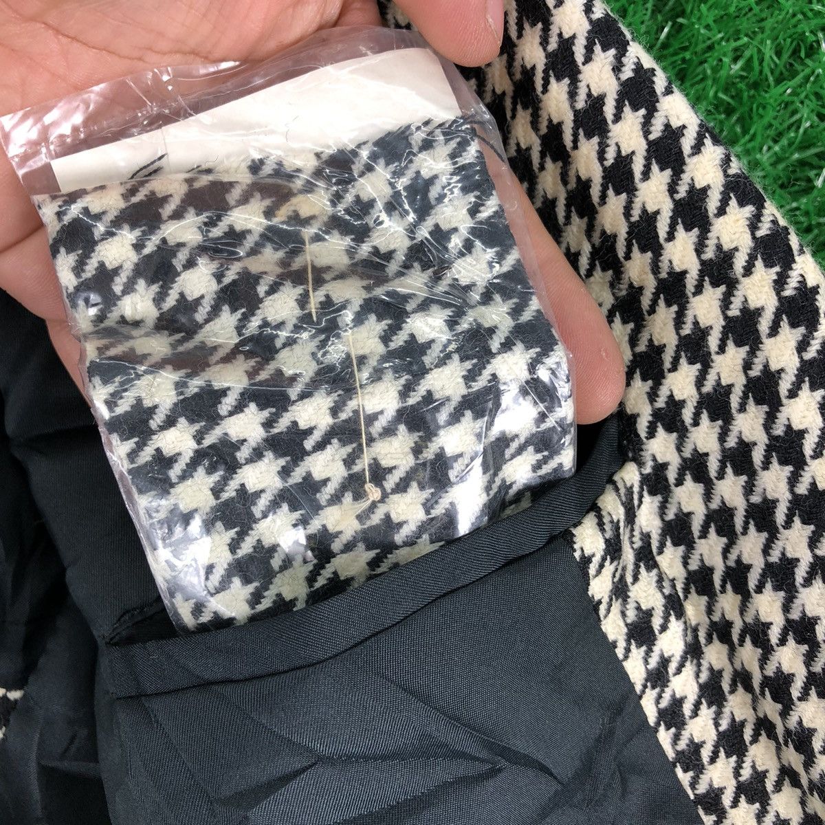 Vintage Vintage 80's Wool Blazer Houndstooth Pattern by Fightman Size US S / EU 44-46 / 1 - 10 Thumbnail