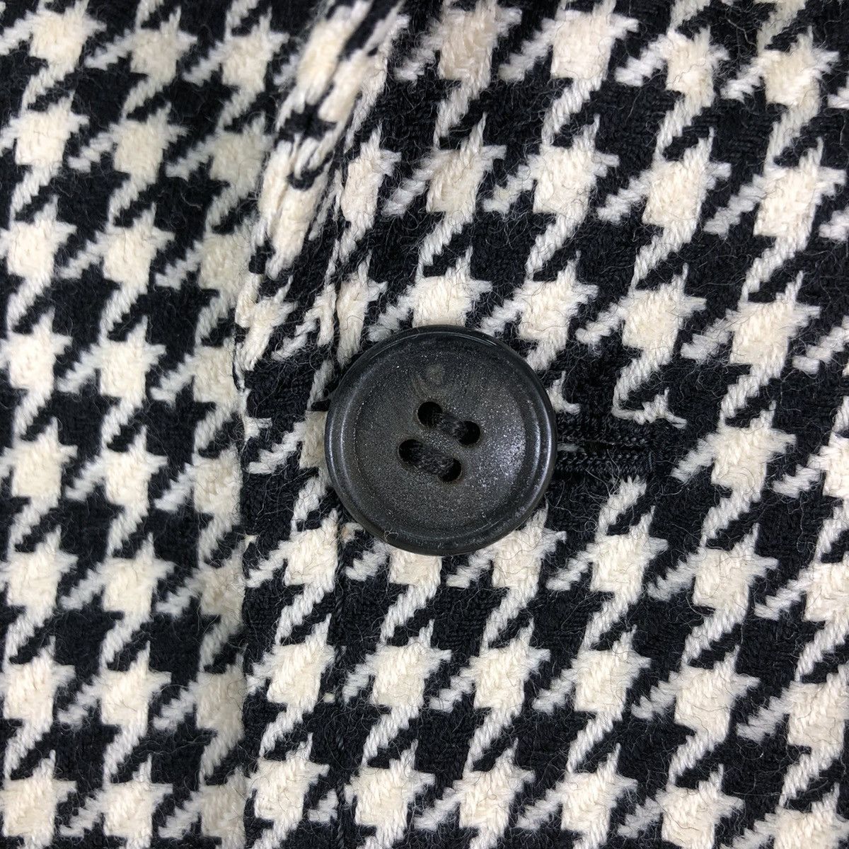 Vintage Vintage 80's Wool Blazer Houndstooth Pattern by Fightman Size US S / EU 44-46 / 1 - 13 Thumbnail