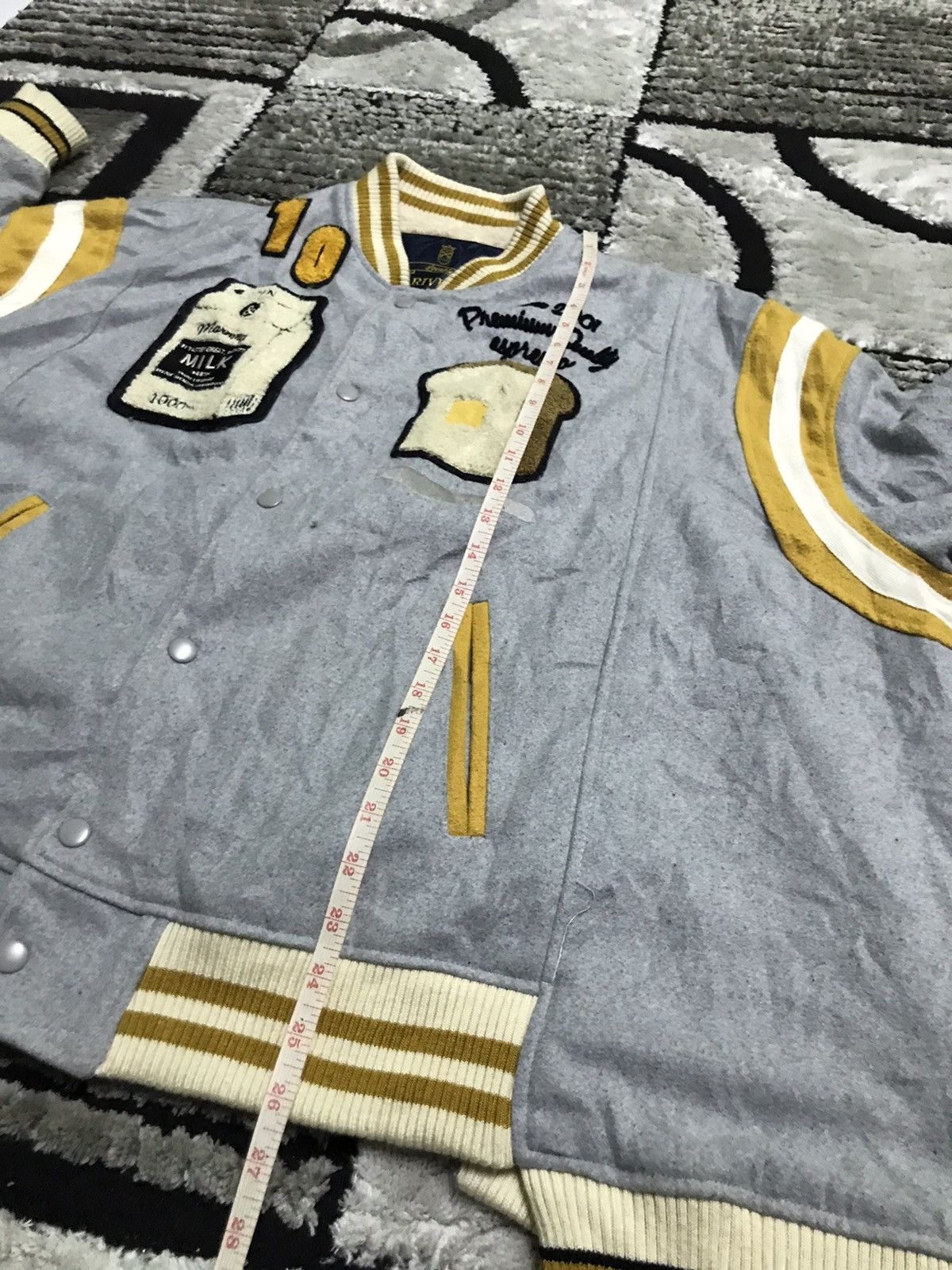 Japanese Brand pick up !! varsity over jacket Size US XL / EU 56 / 4 - 8 Thumbnail