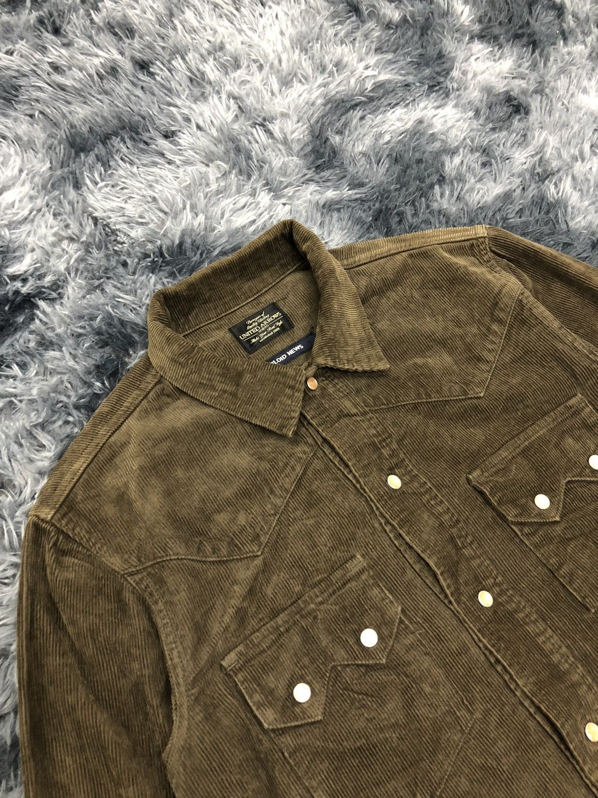 United Arrows Collab United Arrows x Tabloid News Japan Corduroy Jacket Size US M / EU 48-50 / 2 - 4 Thumbnail
