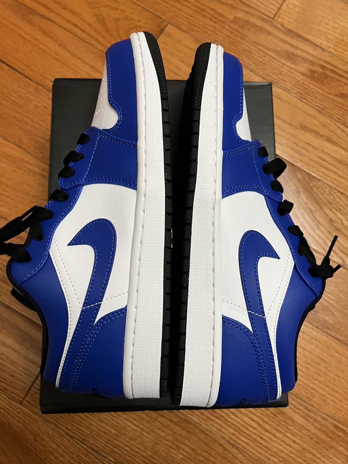 Nike Nike Jordan 1 Low Game Royal Blue 553558-124 Size US 8.5 / EU 41-42 - 4 Thumbnail