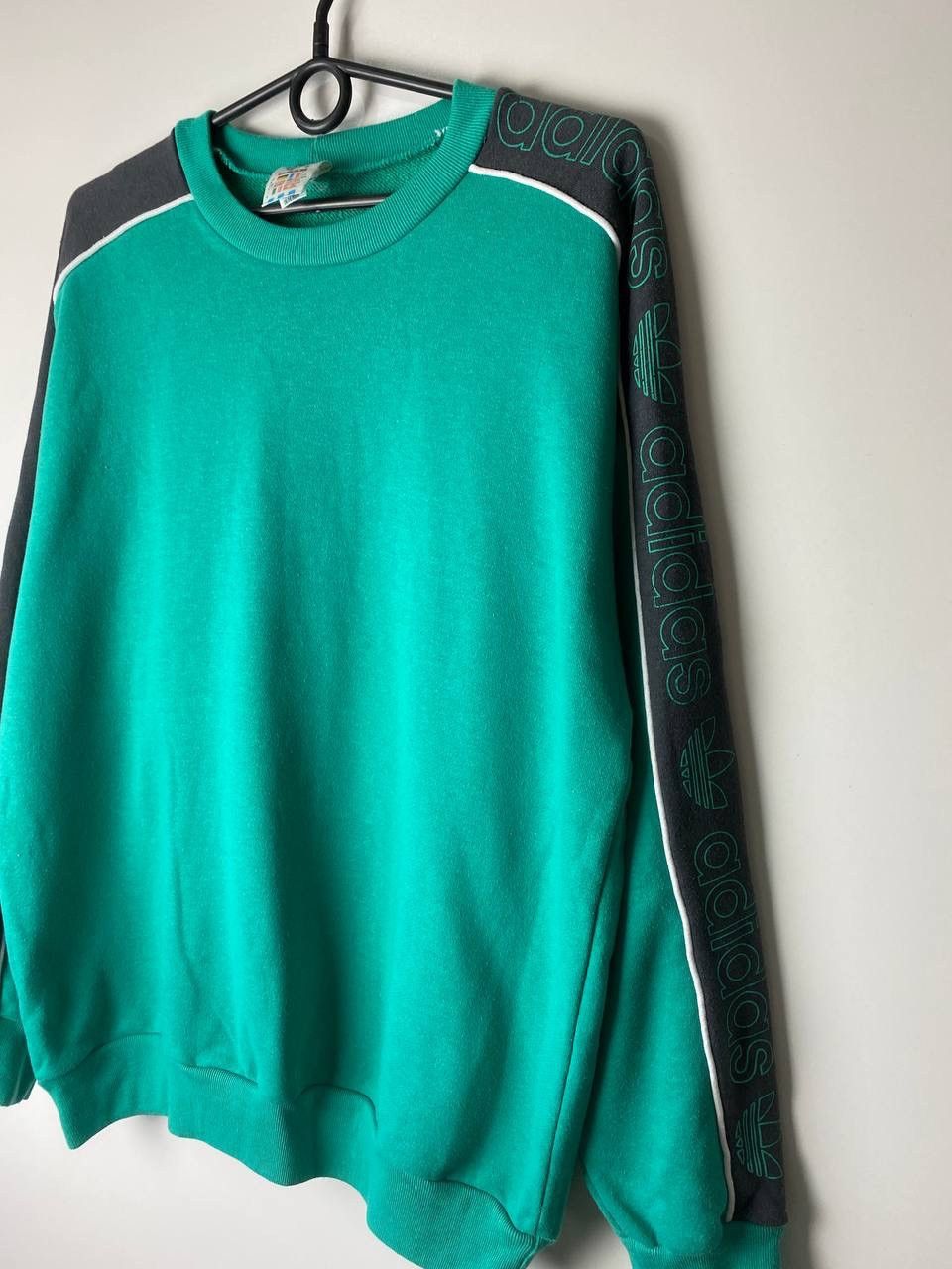 Vintage Adidas vintage sweatshirt size M Size US M / EU 48-50 / 2 - 5 Thumbnail