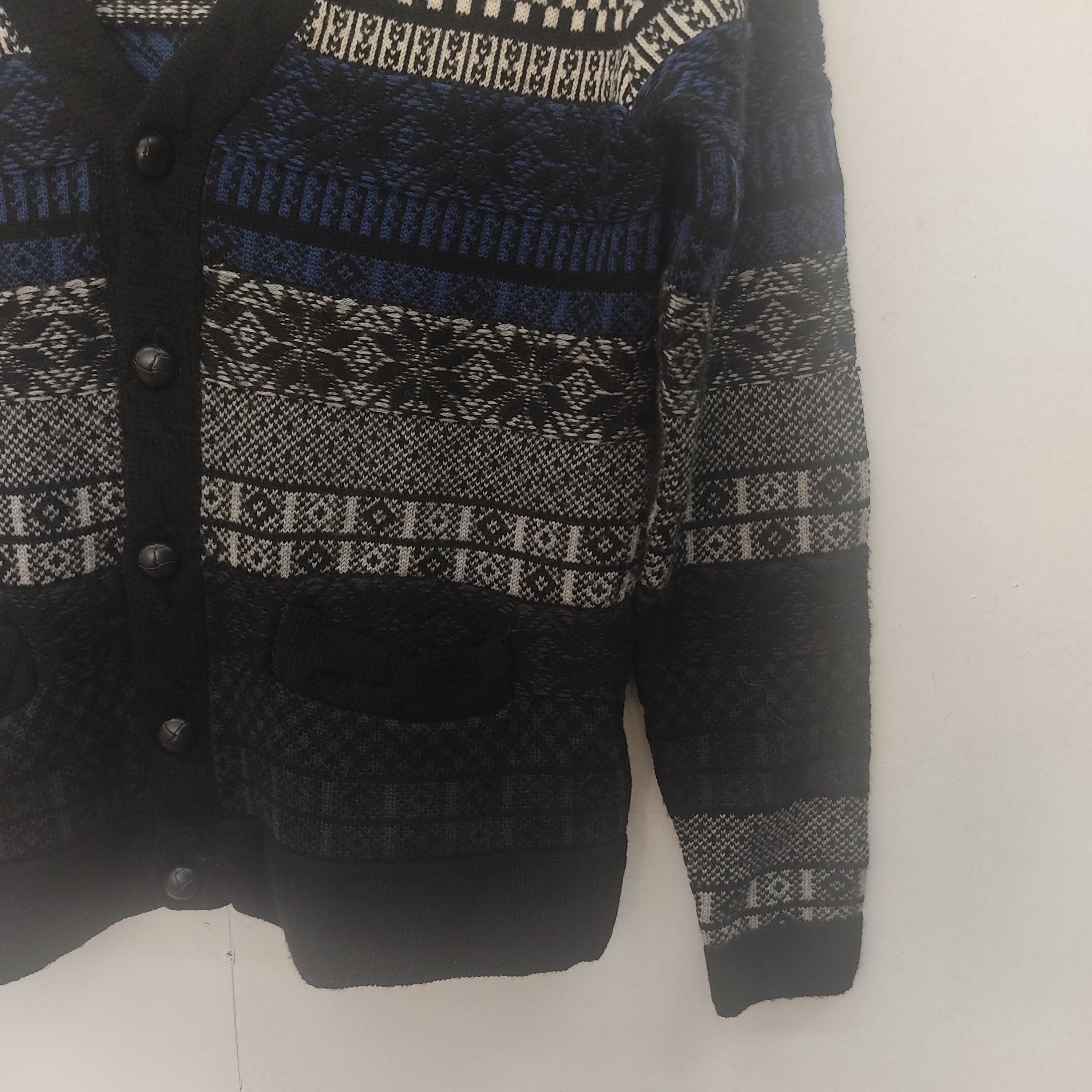 Japanese Brand × URBAN RESEARCH DOORS Urban Research Stripes Tricolor Navajo Cardigan Knitwear Size US S / EU 44-46 / 1 - 5 Thumbnail