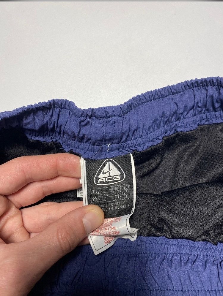 Vintage Vintage 90s Nike ACG nylon drill swoosh shorts size L Size US 34 / EU 50 - 6 Thumbnail