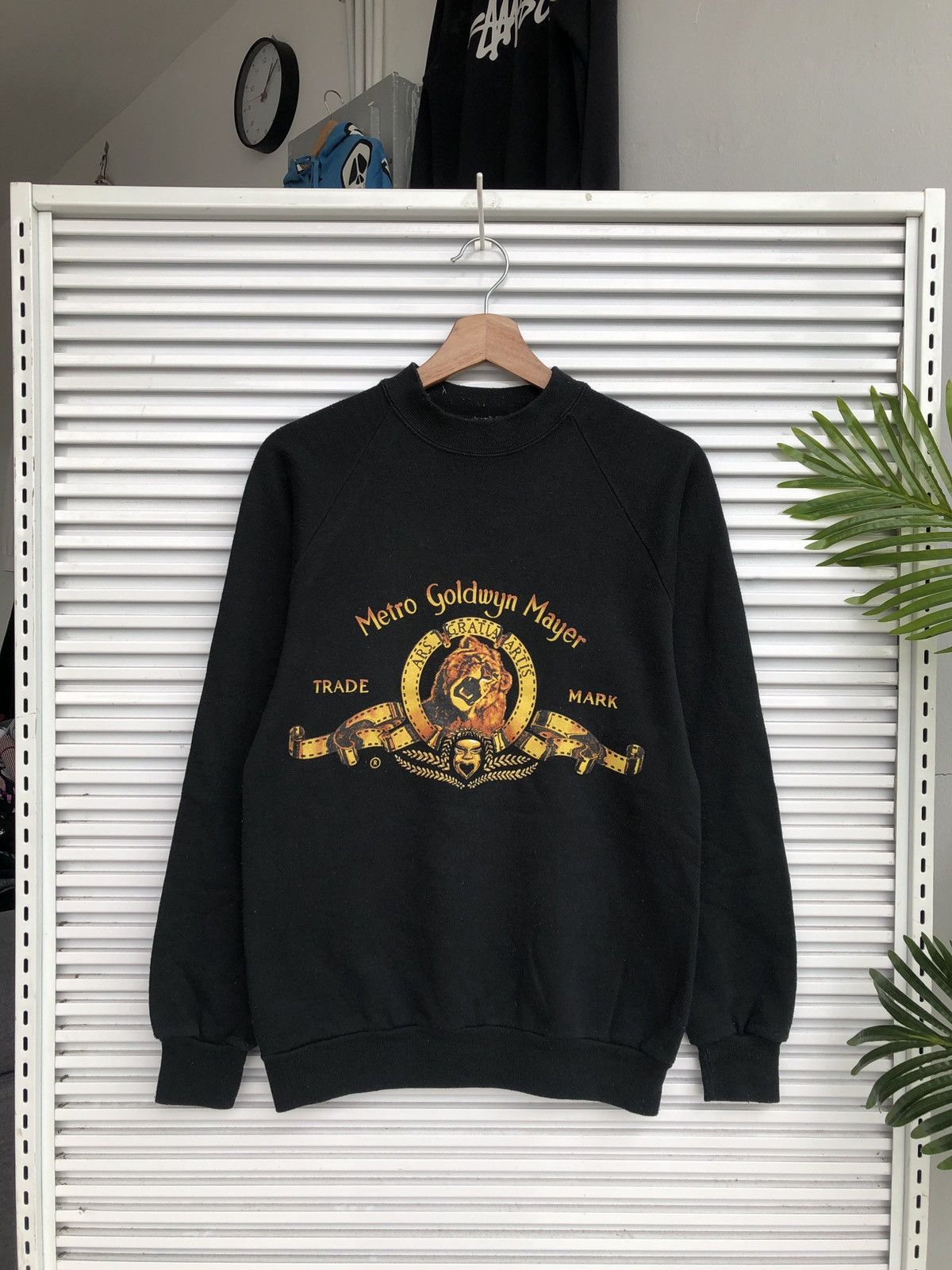 Japanese Brand Vintage Metro Goldwyn Mayer Lion Movie Crewneck Size US M / EU 48-50 / 2 - 1 Thumbnail