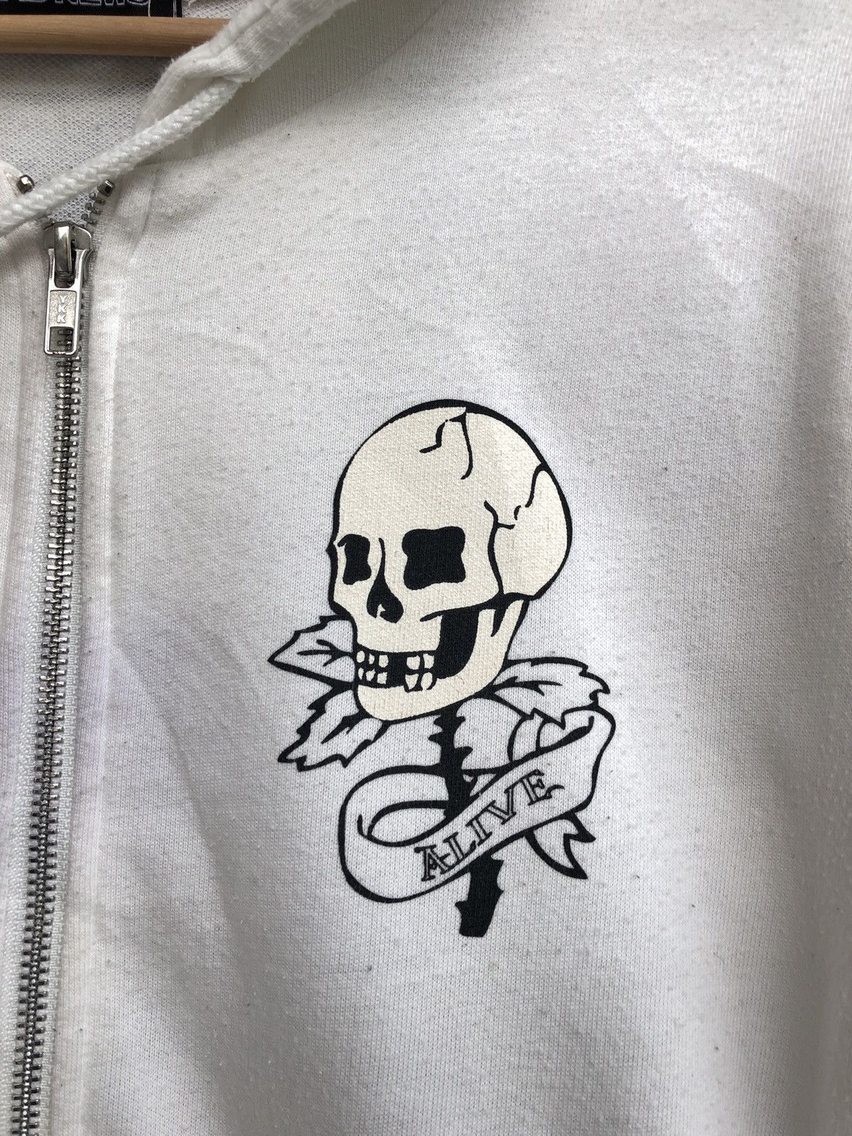 Band Tees × Vintage Vintage Gladnews Skulls Punk Rock Crewneck/ Bjork Greenday Size US S / EU 44-46 / 1 - 3 Thumbnail