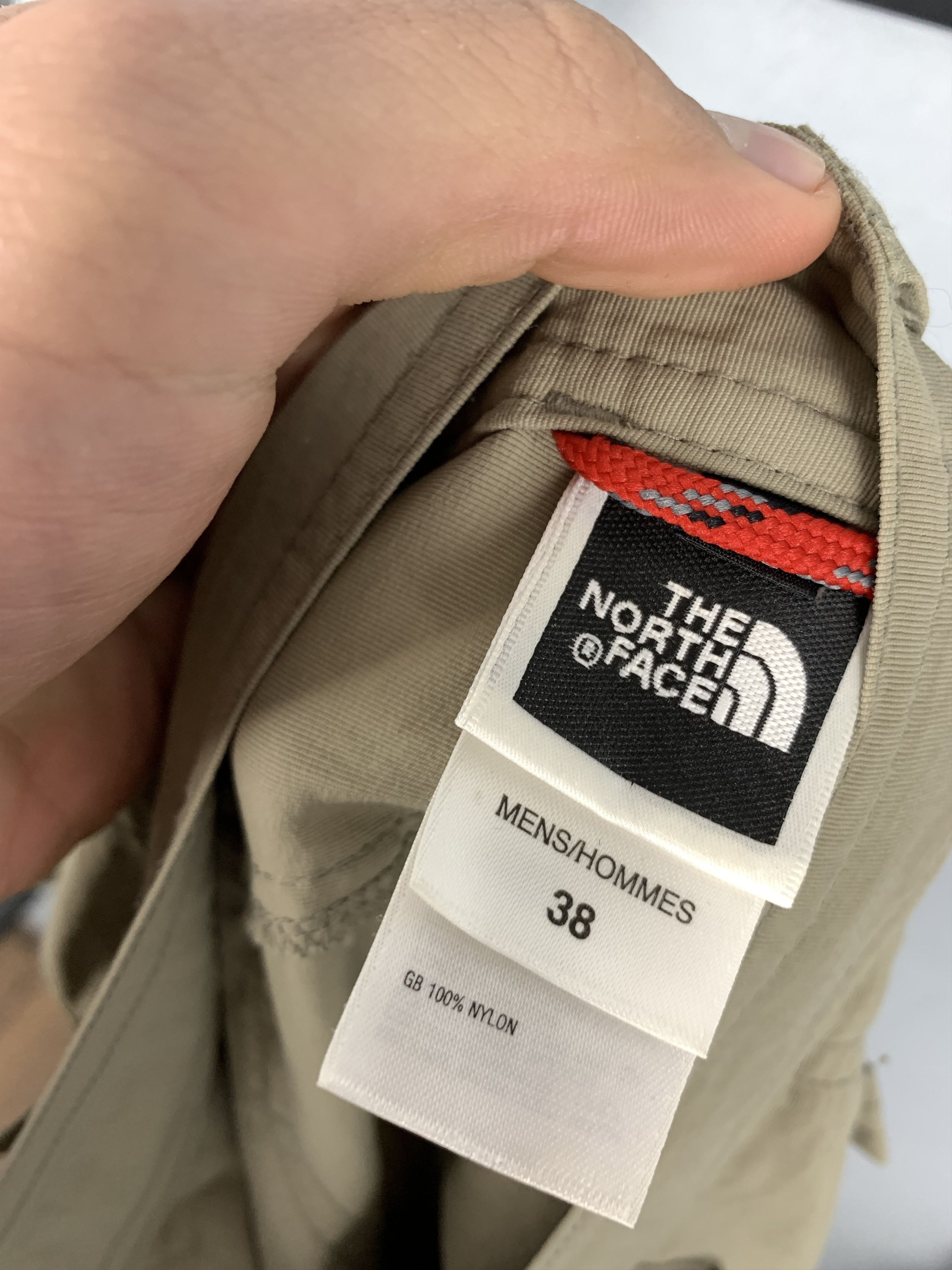 The North Face The North Face Vintage Mens Cargo Outdoor Shorts TNF Size US 38 / EU 54 - 9 Thumbnail