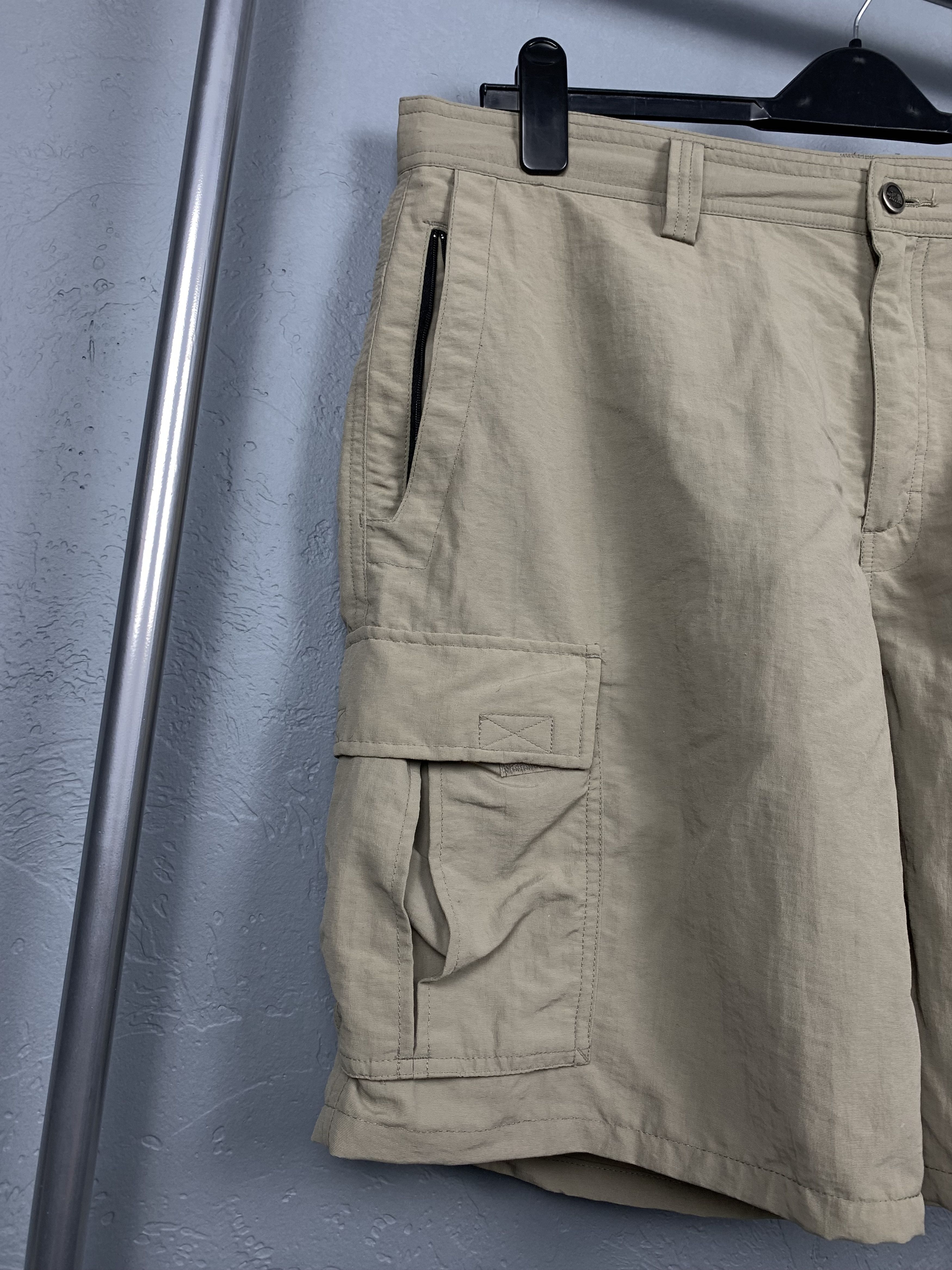 The North Face The North Face Vintage Mens Cargo Outdoor Shorts TNF Size US 38 / EU 54 - 3 Thumbnail