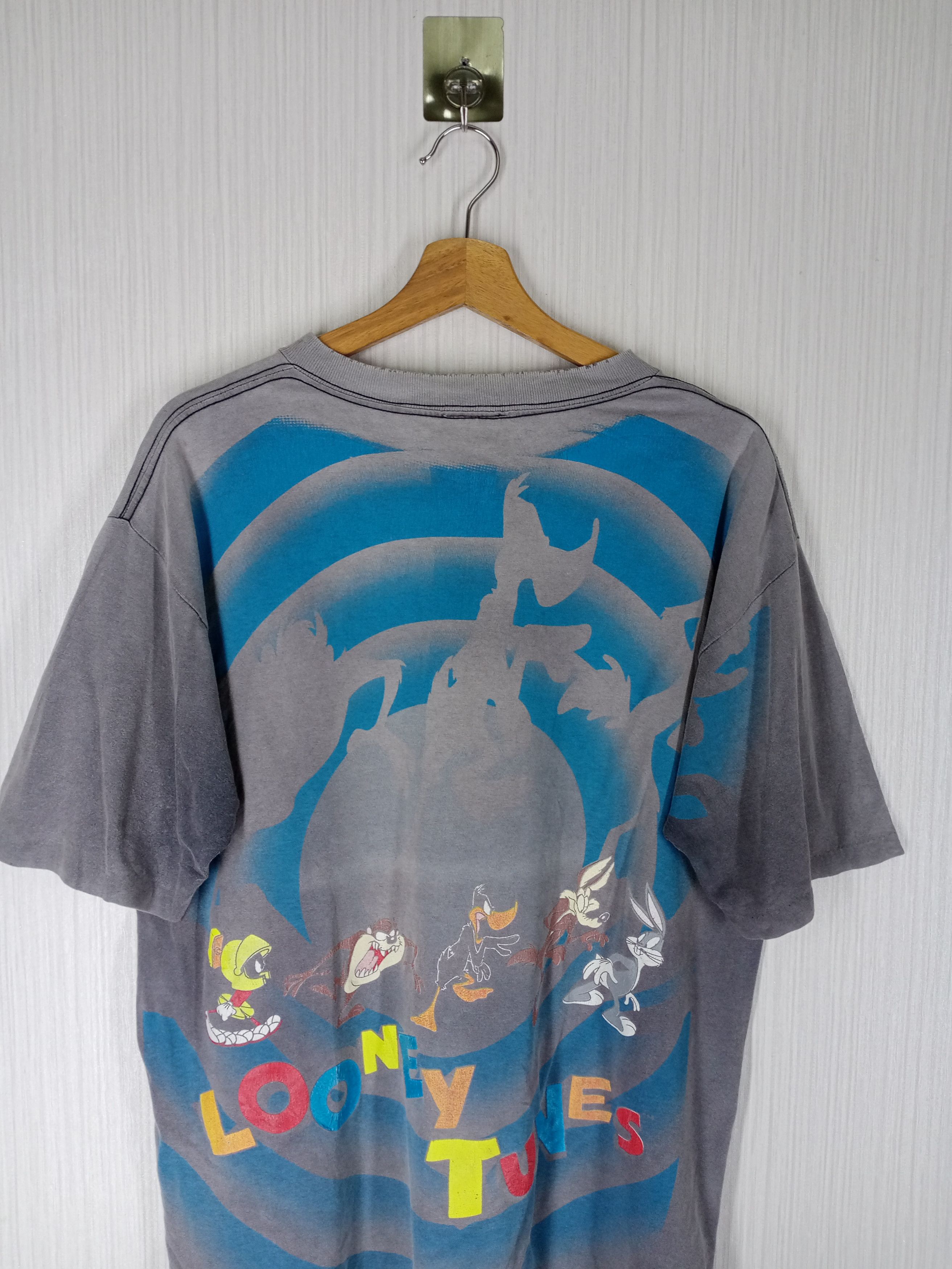 Cartoon Network Vintage 90s Looney Tunes Full Print Tshirt Size US L / EU 52-54 / 3 - 6 Thumbnail