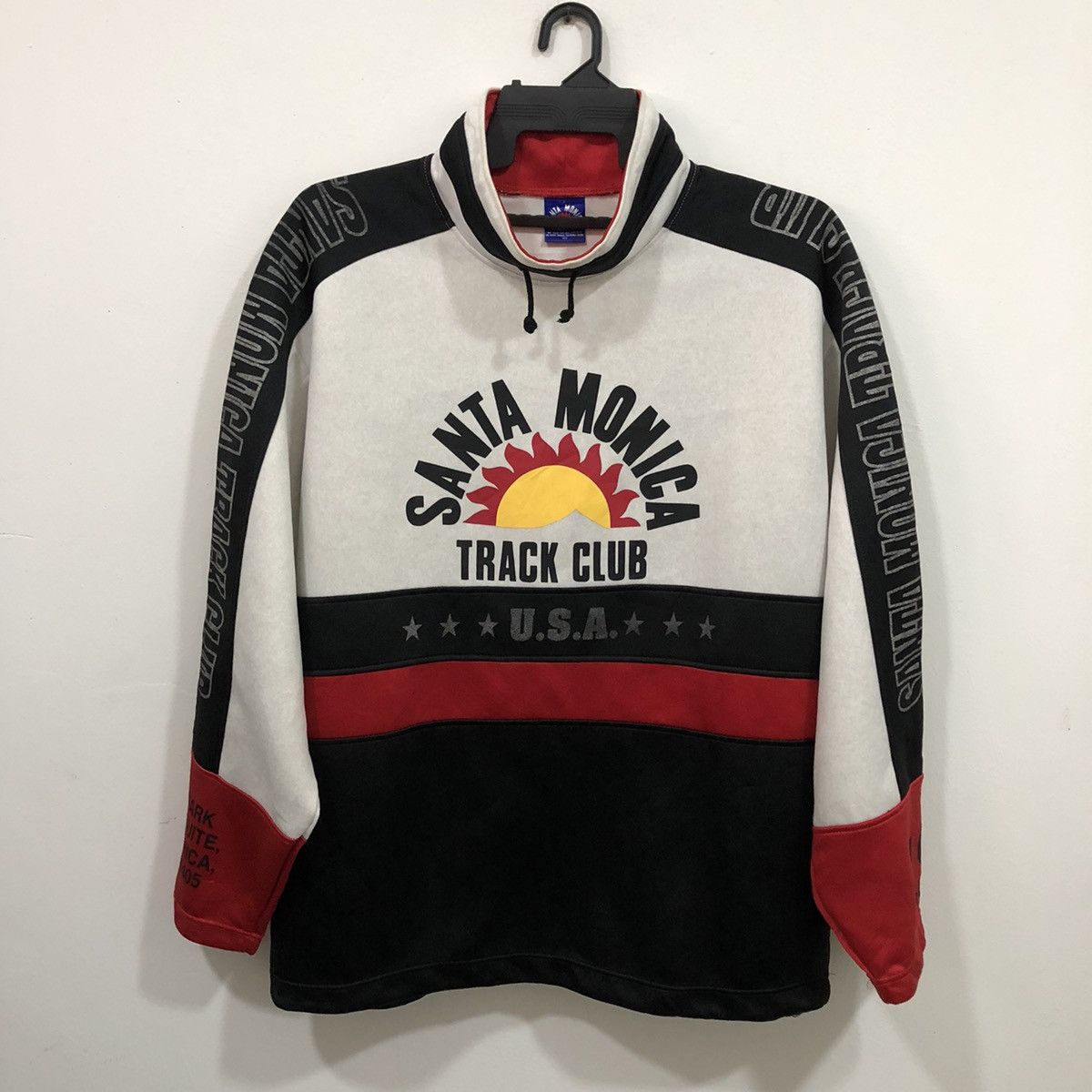 Vintage Vintage Santa Monica Big Logo Sweatshirt Size US L / EU 52-54 / 3 - 14 Thumbnail