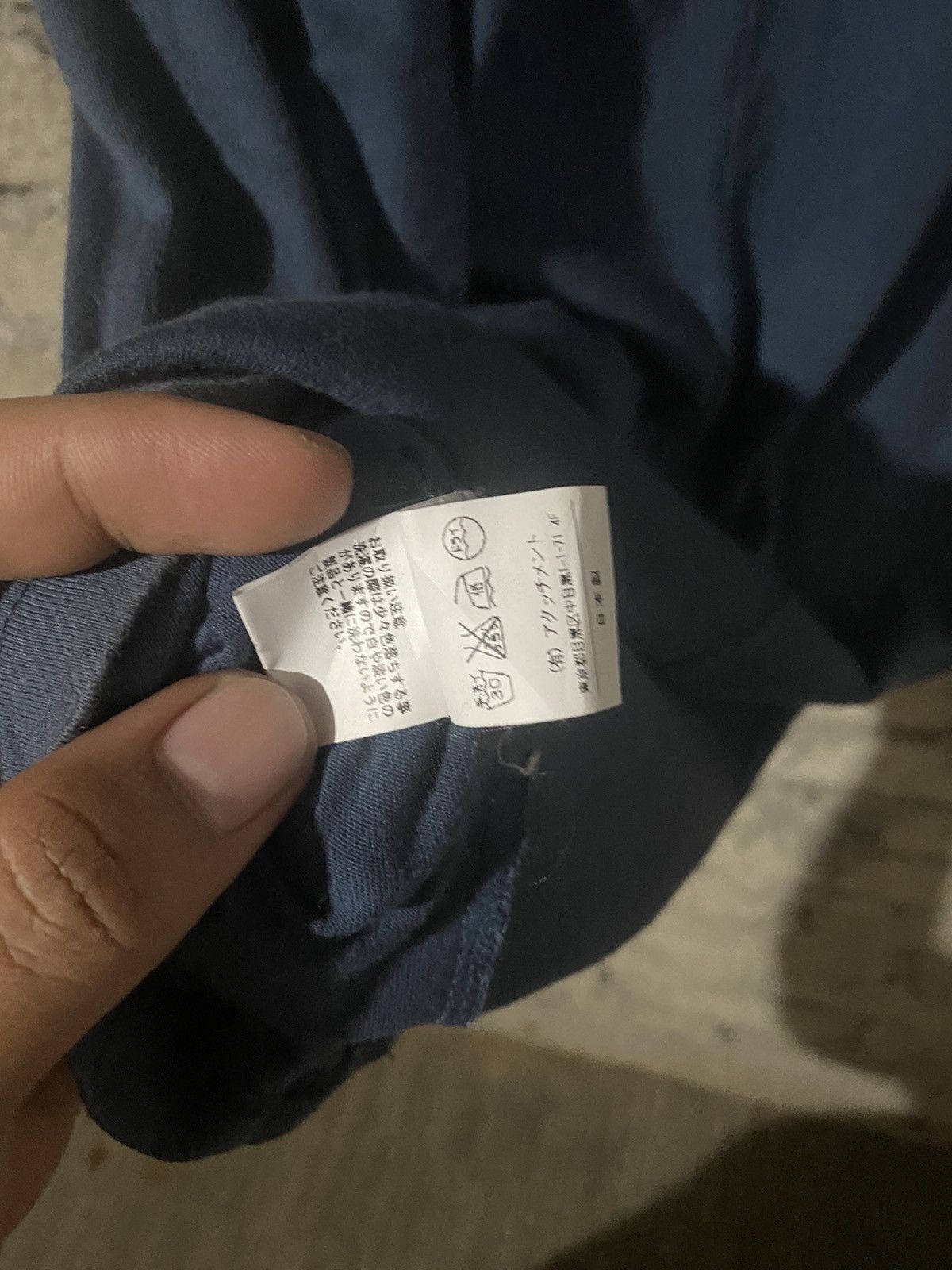 Attachment × Japanese Brand × Kazuyuki Kumagai Attachment 🔥SALE🔥ATTACHMENT VNECK SHIRTS MADE IN JAPAN Size US L / EU 52-54 / 3 - 7 Thumbnail