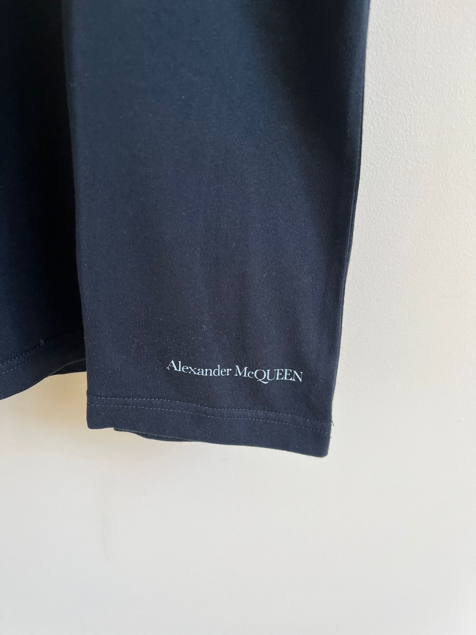 Alexander McQueen Short Sleeve Tee Shirt in Black Size US M / EU 48-50 / 2 - 3 Thumbnail