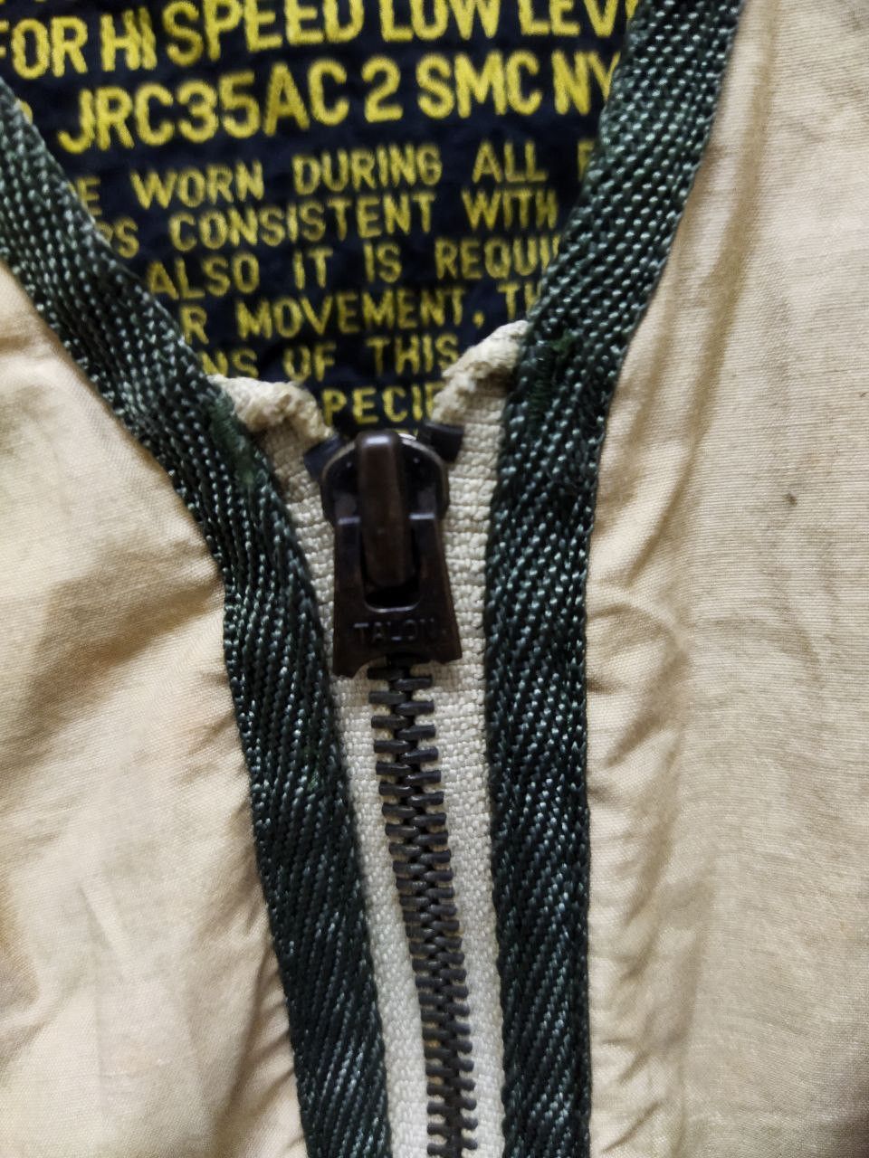 Avirex Vintage AVIREX Army Many Pocket Tactical Vest Size US L / EU 52-54 / 3 - 9 Thumbnail