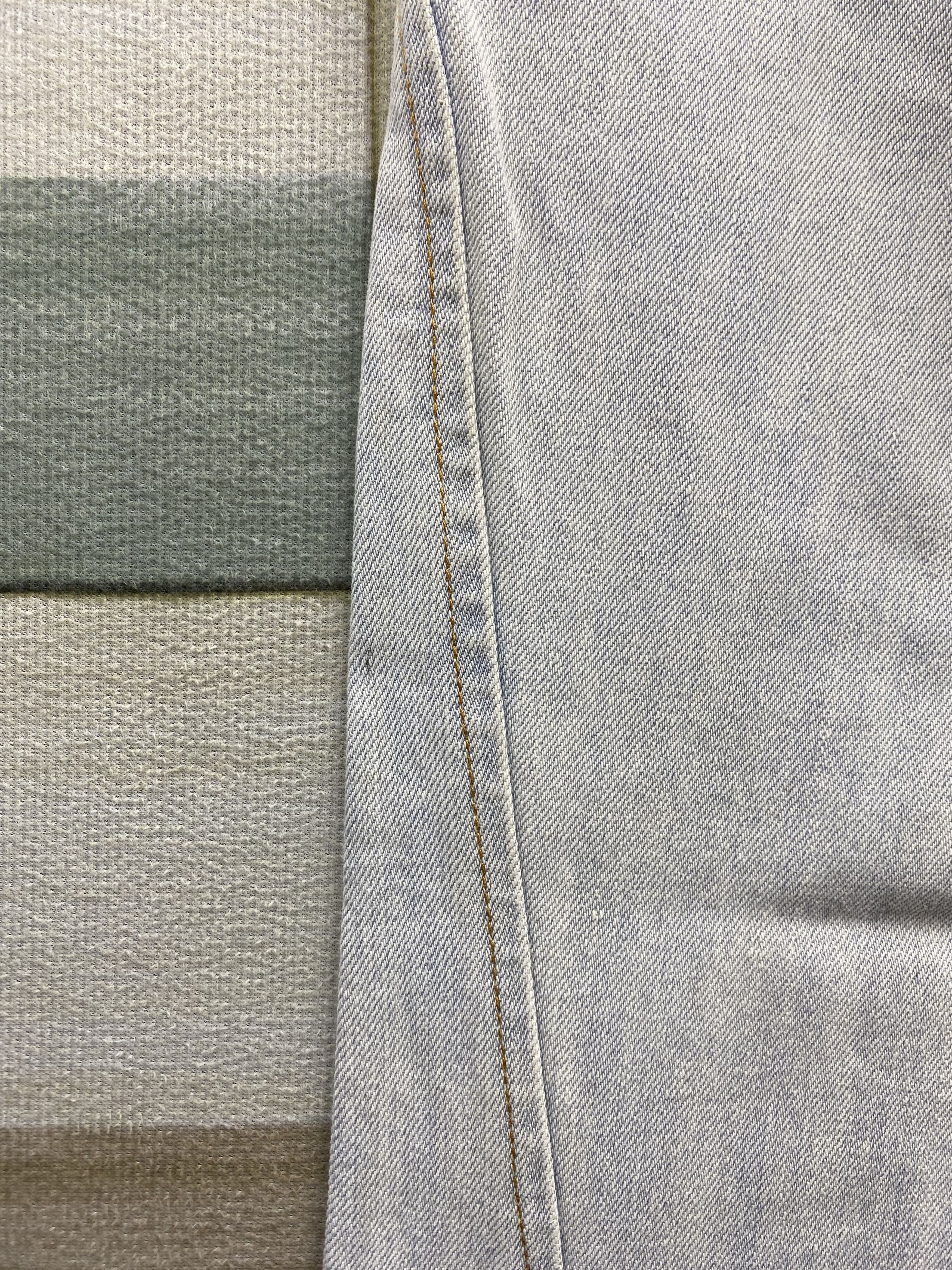 Burberry Burberry Light Wash Flare Jean Size 29" - 14 Thumbnail
