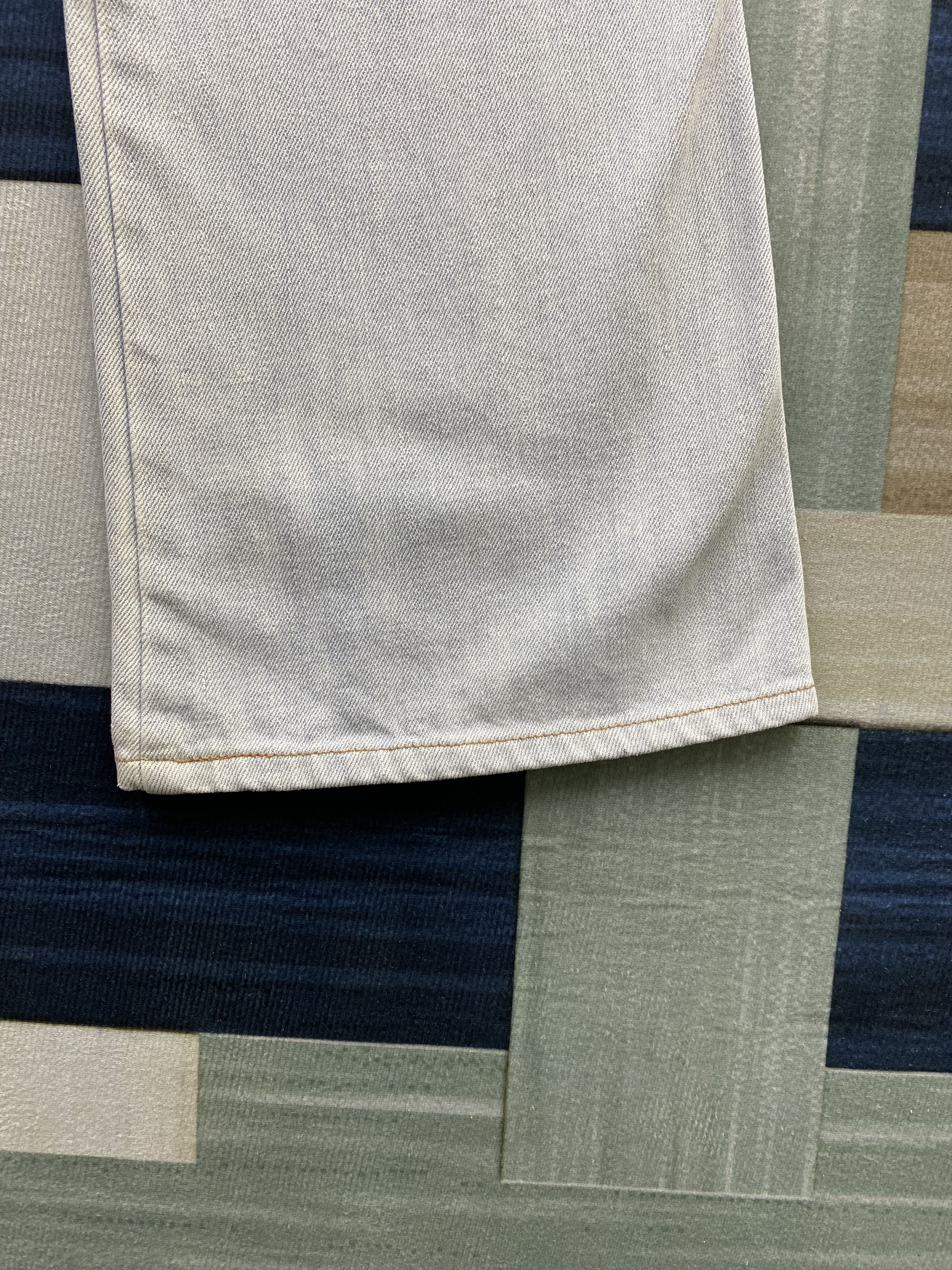 Burberry Burberry Light Wash Flare Jean Size 29" - 10 Thumbnail