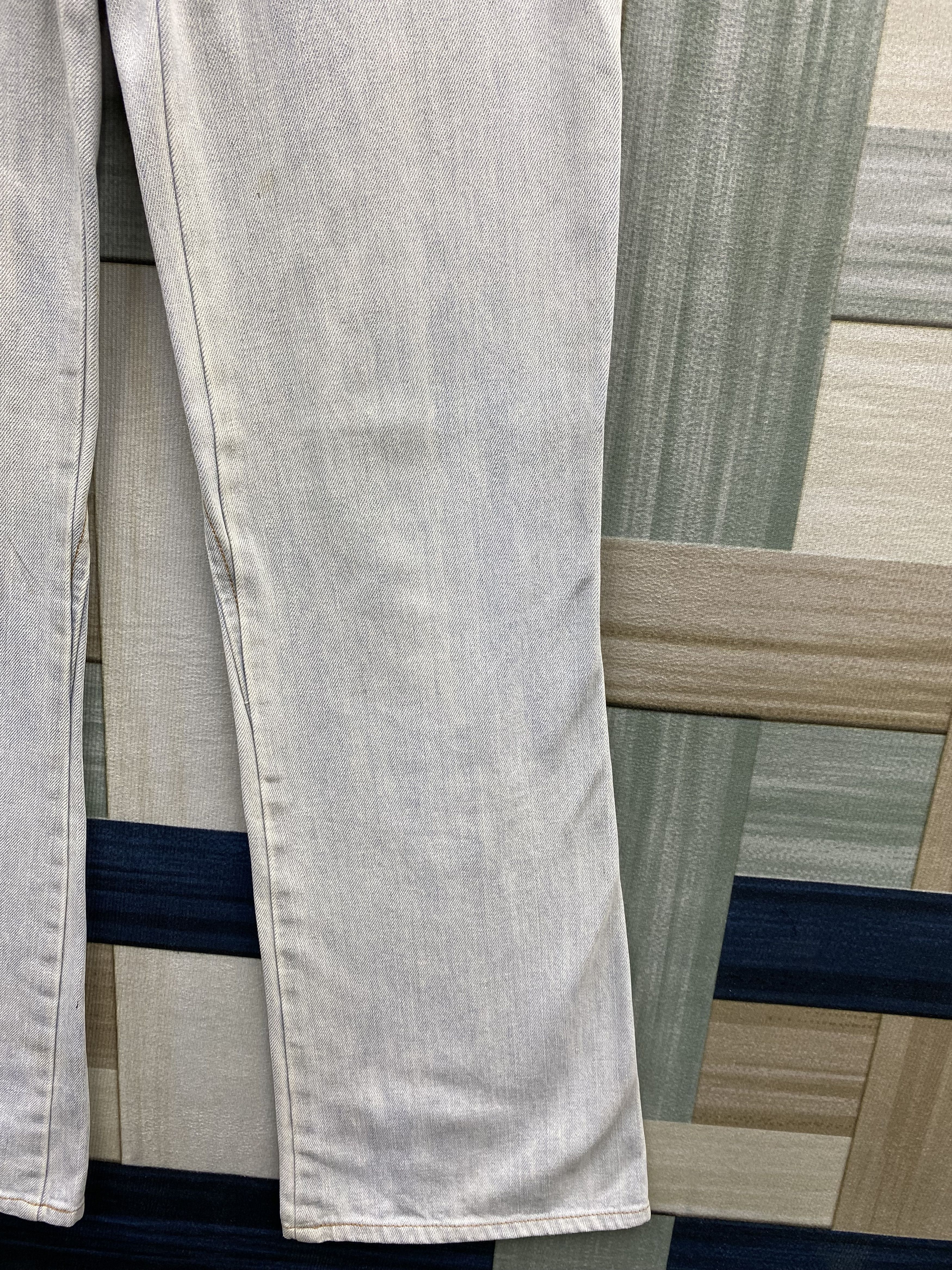 Burberry Burberry Light Wash Flare Jean Size 29" - 8 Thumbnail