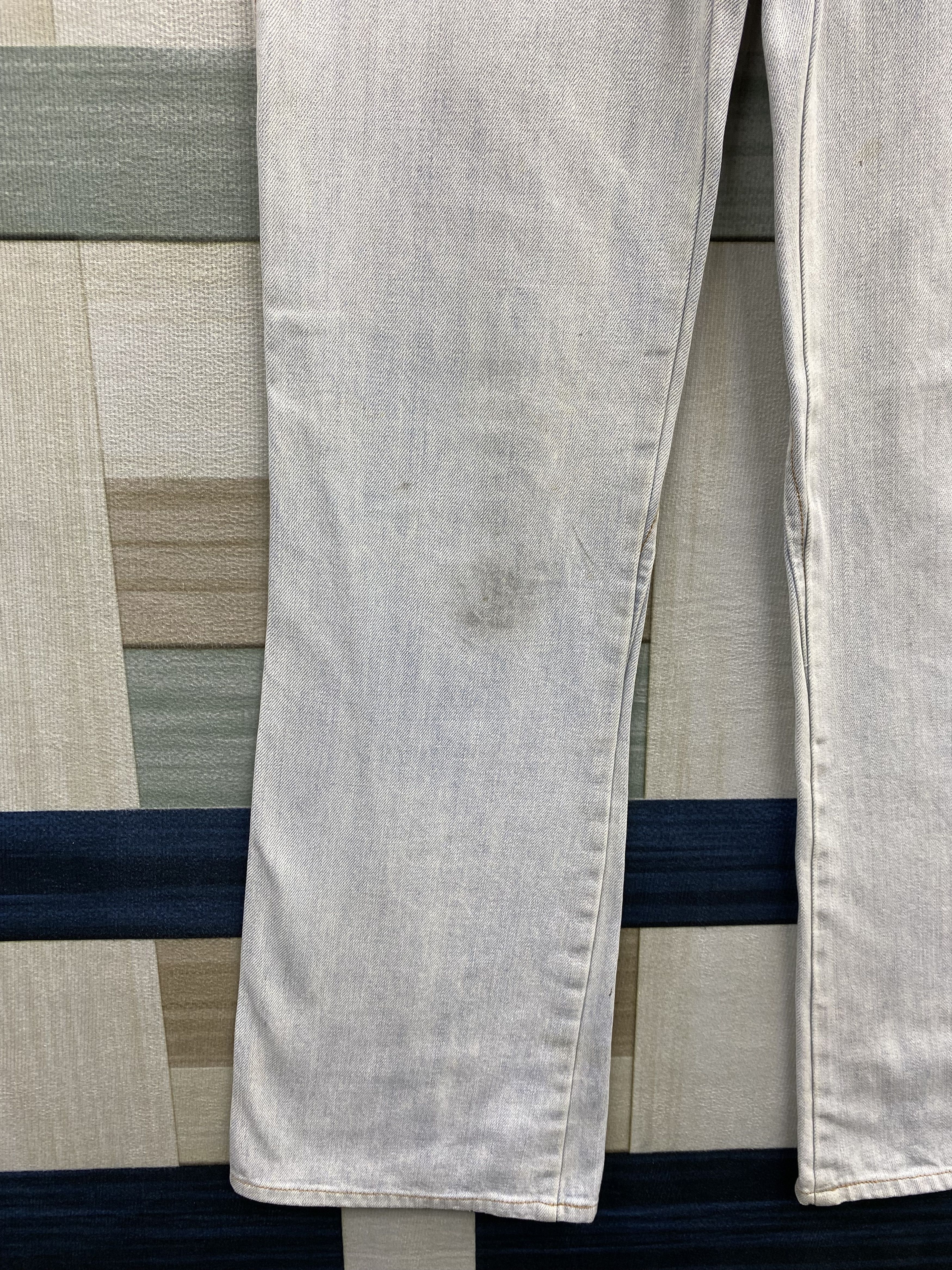 Burberry Burberry Light Wash Flare Jean Size 29" - 7 Thumbnail
