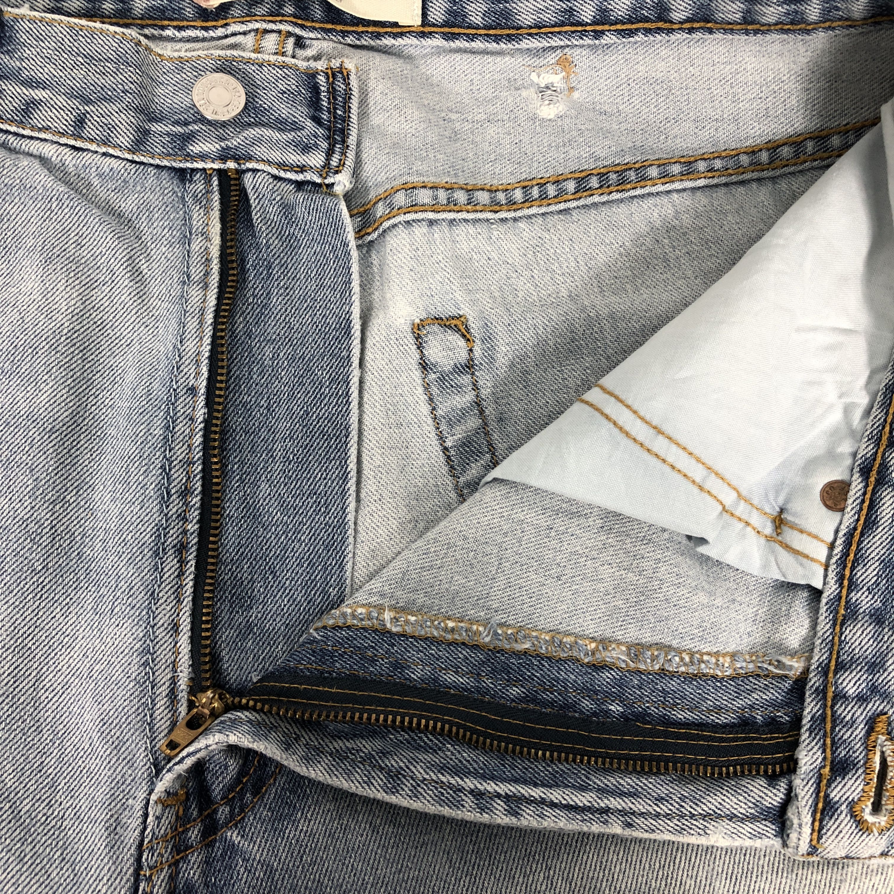Levi's Vintage Y2k Levi's 550 Relaxed Fit Distress Denim Jean Size US 36 / EU 52 - 19 Thumbnail