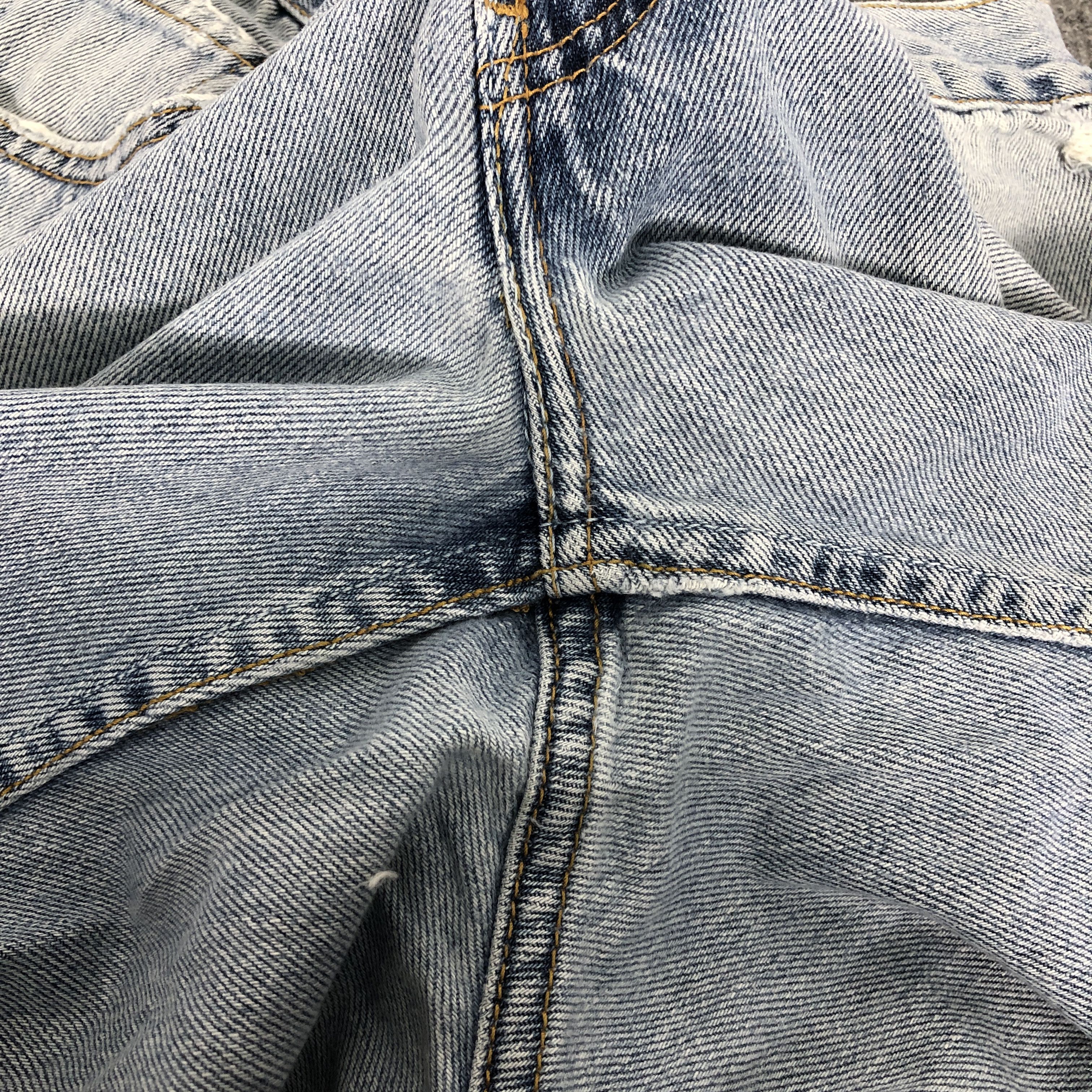 Levi's Vintage Y2k Levi's 550 Relaxed Fit Distress Denim Jean Size US 36 / EU 52 - 15 Thumbnail