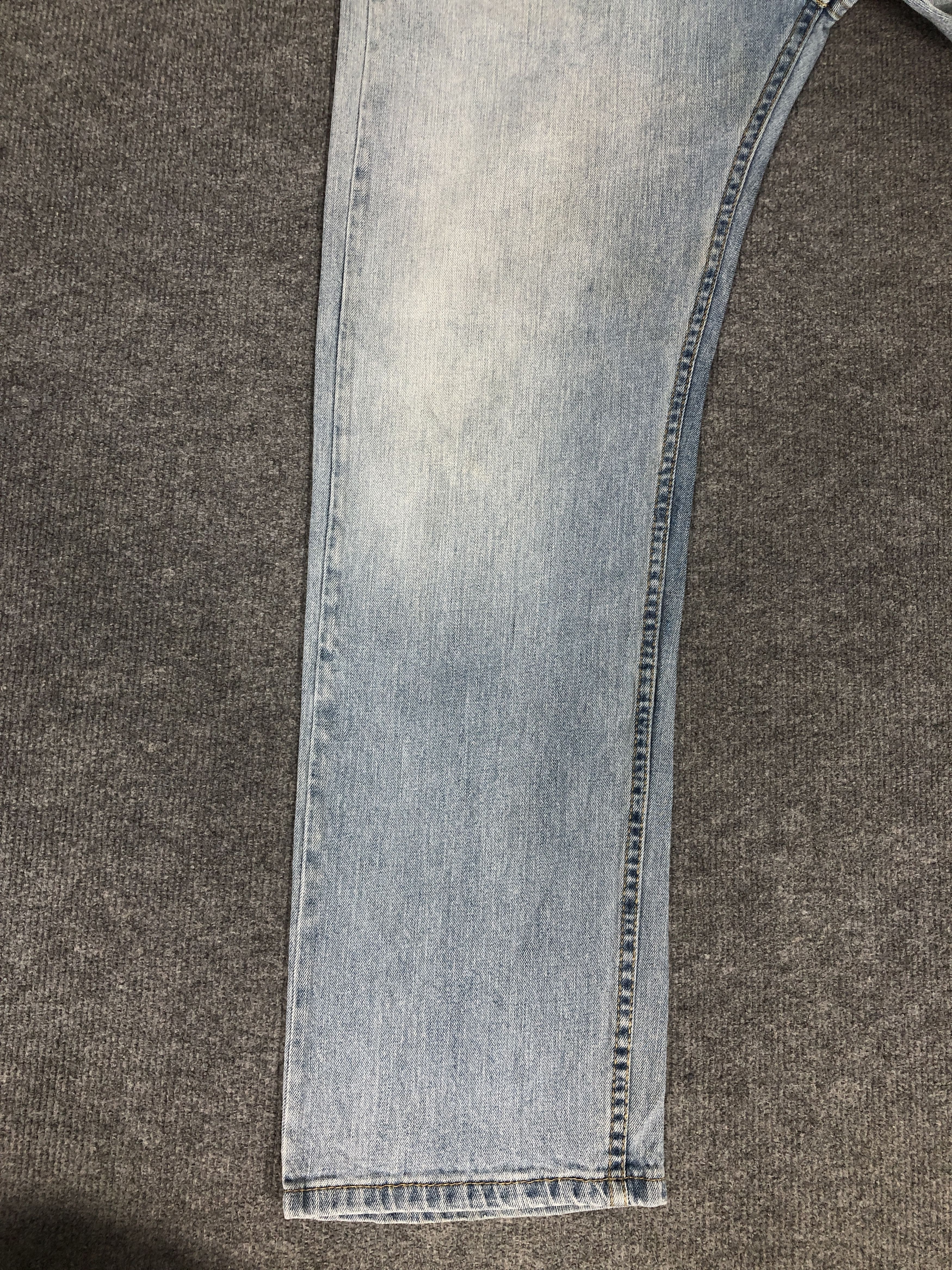 Levi's Vintage Y2k Levi's 505 Faded Blue Denim Jean Size US 37 - 6 Thumbnail