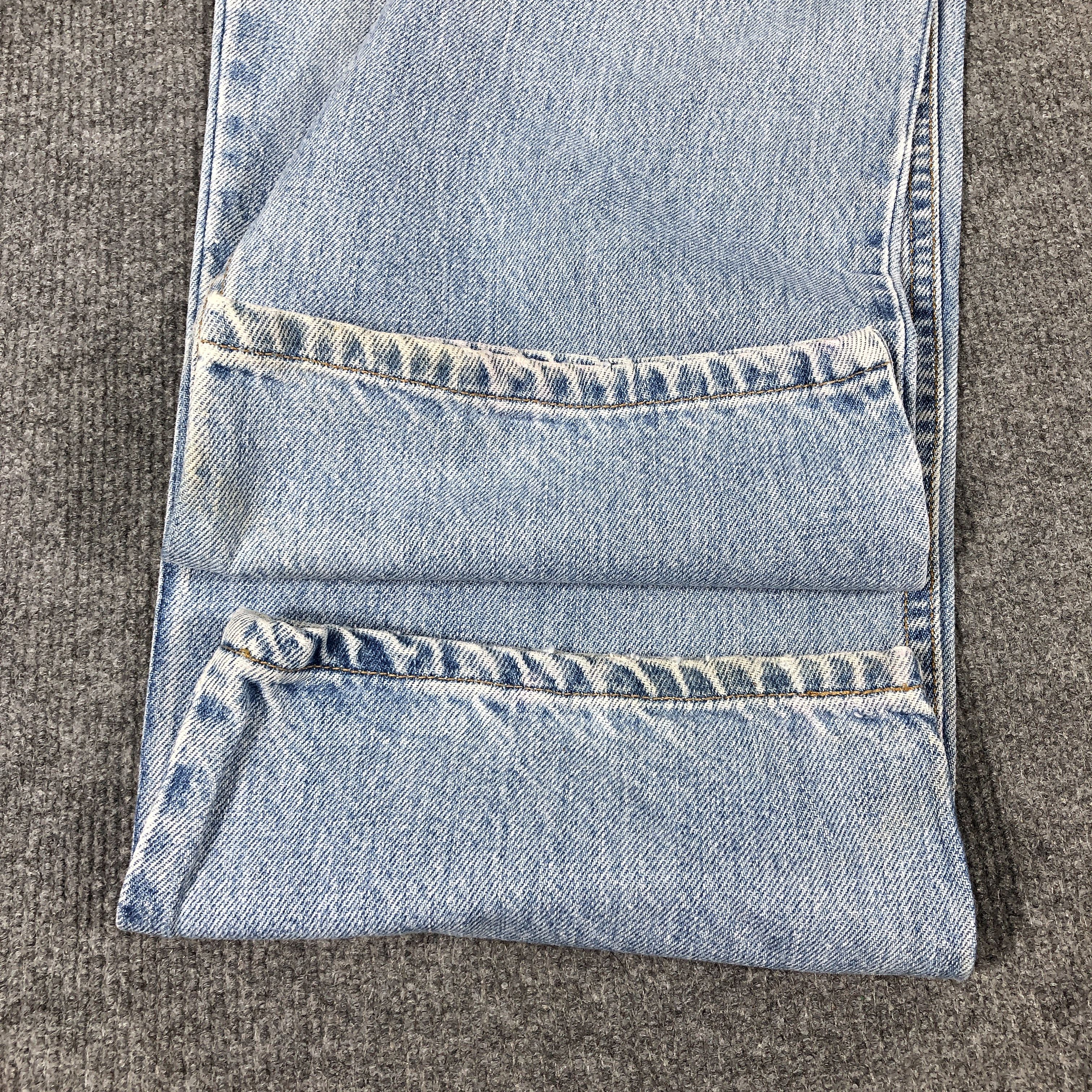 Levi's Vintage 90's Levi's 550 Light Wash Relaxed Fit Denim Jean Size US 36 / EU 52 - 7 Thumbnail