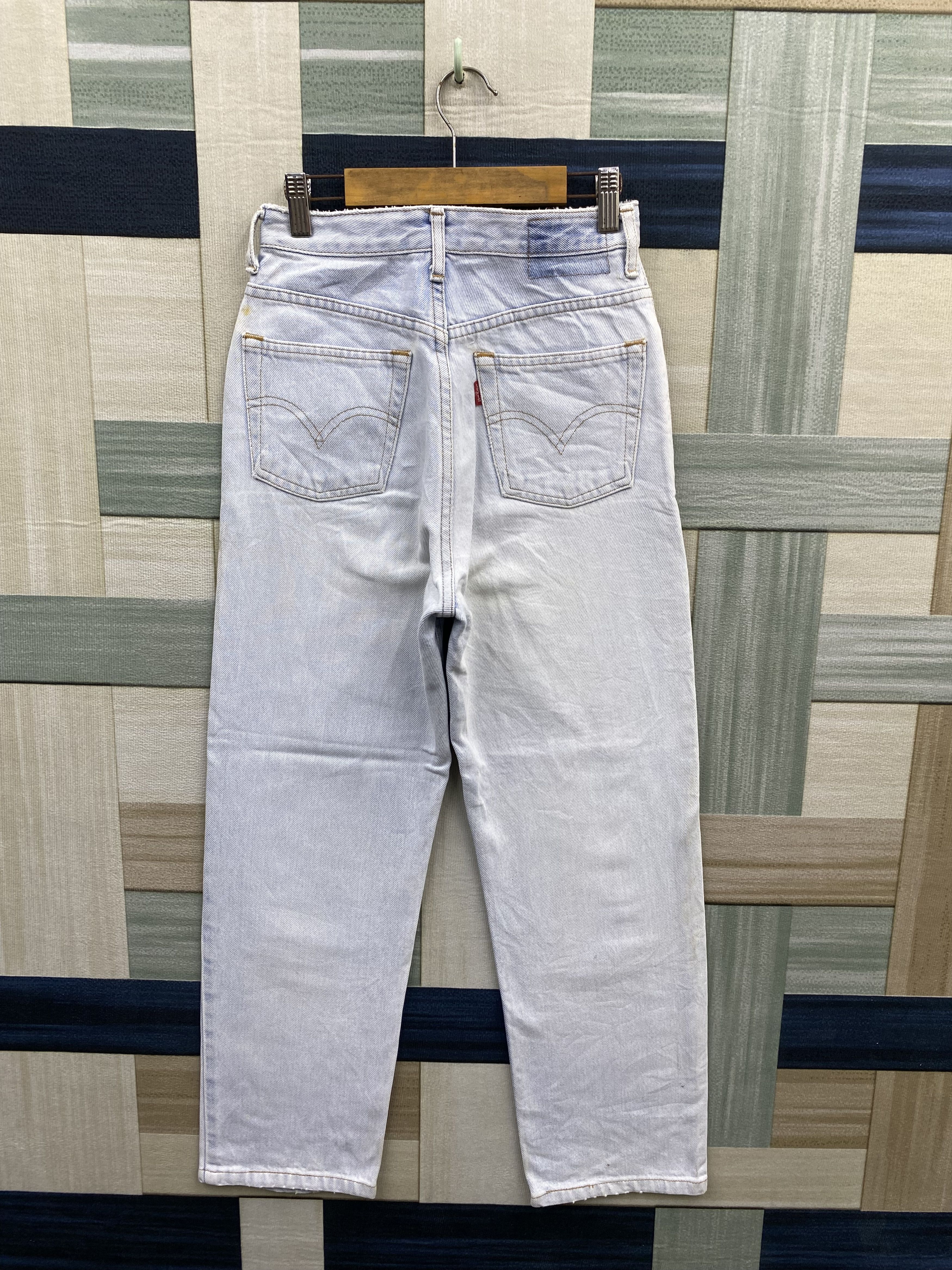Levi's Vintage 90's Levi's 515 Light Wash Denim Jean Size 24" / US 00 / IT 34 - 2 Thumbnail